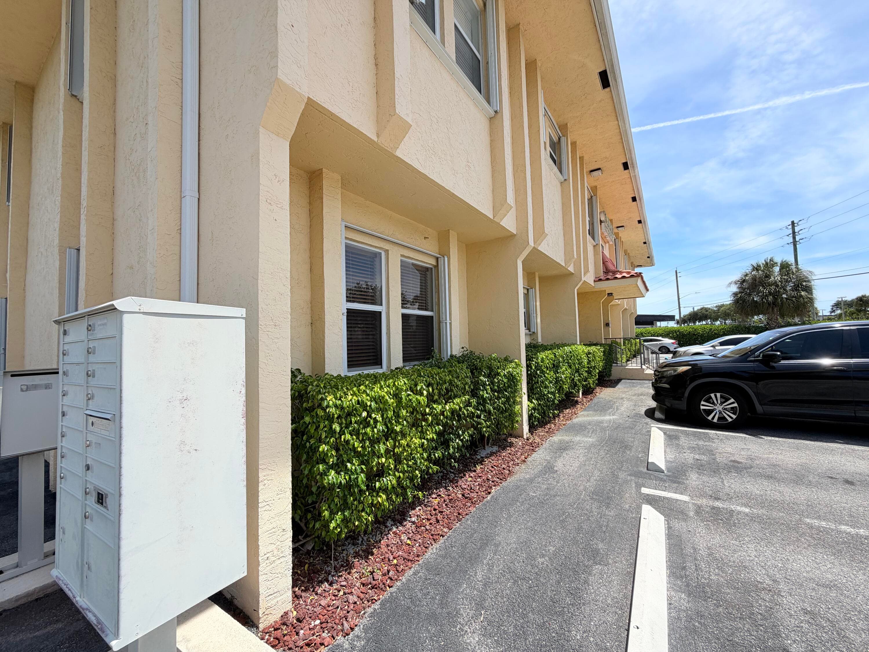 9112 N Fl A1aalt 102, North Palm Beach, FL 33403 — photo 18 of 19