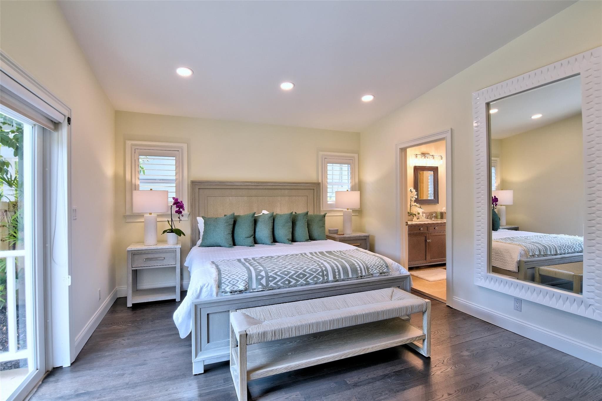 518 NE 13th Avenue, Fort Lauderdale, FL 33301 — photo 14 of 36
