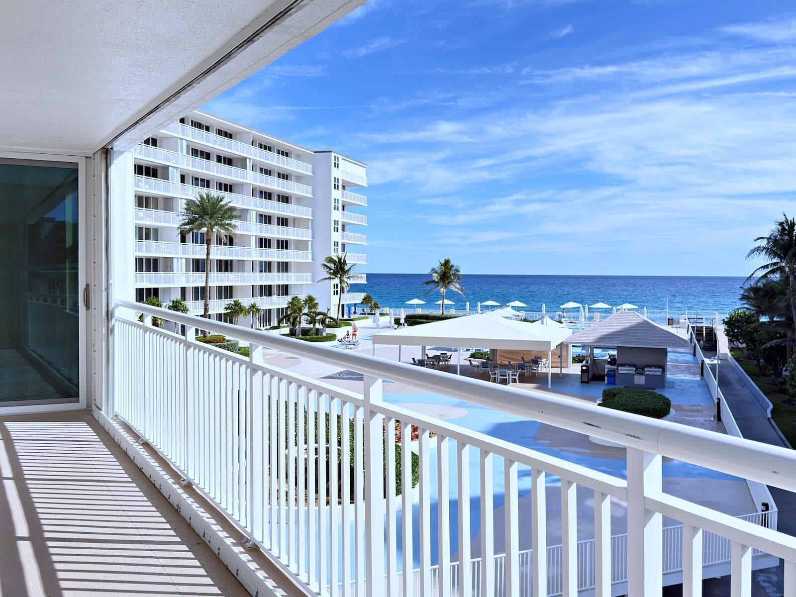 3546 S Ocean Boulevard 410, South Palm Beach, FL 33480 — photo 2 of 70