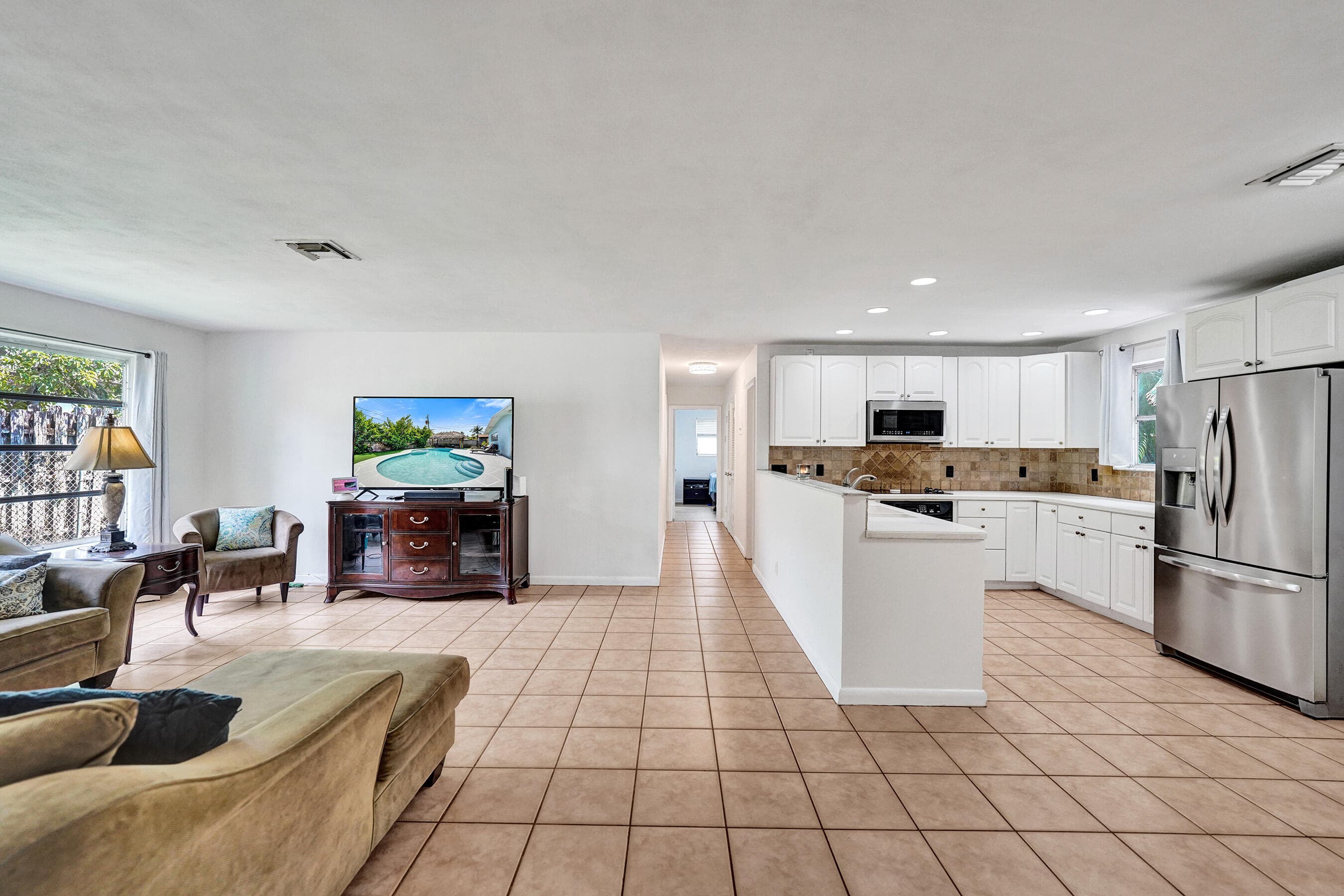 1208 NE 7th Street, Pompano Beach, FL 33060 — photo 10 of 29