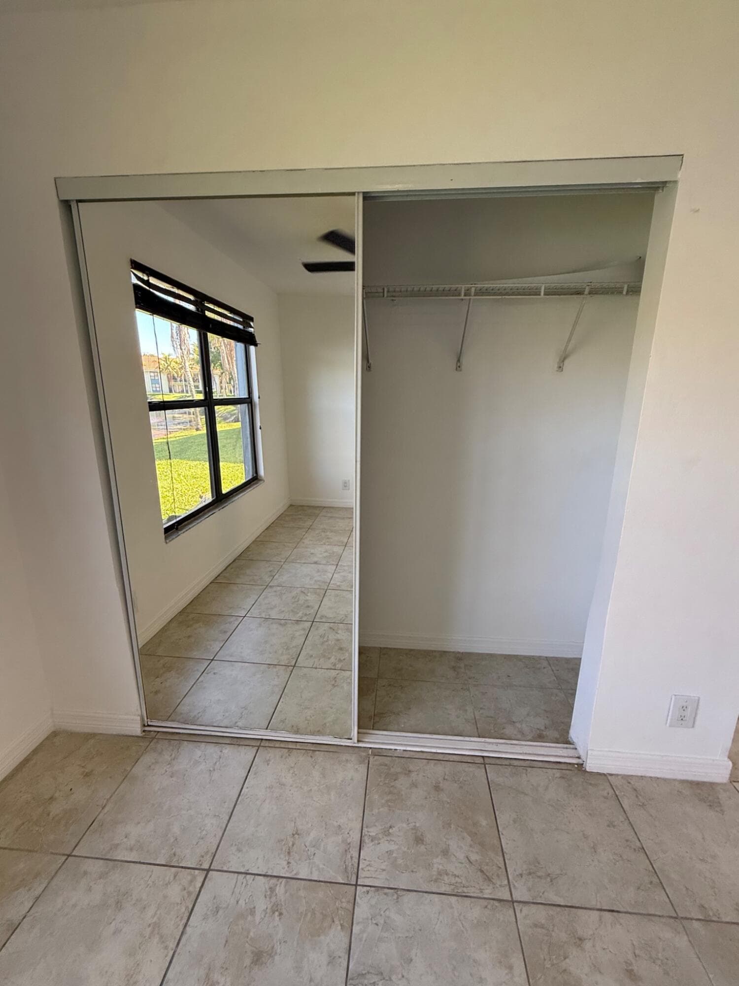 1515 Lake Crystal Drive B, West Palm Beach, FL 33411 — photo 14 of 30