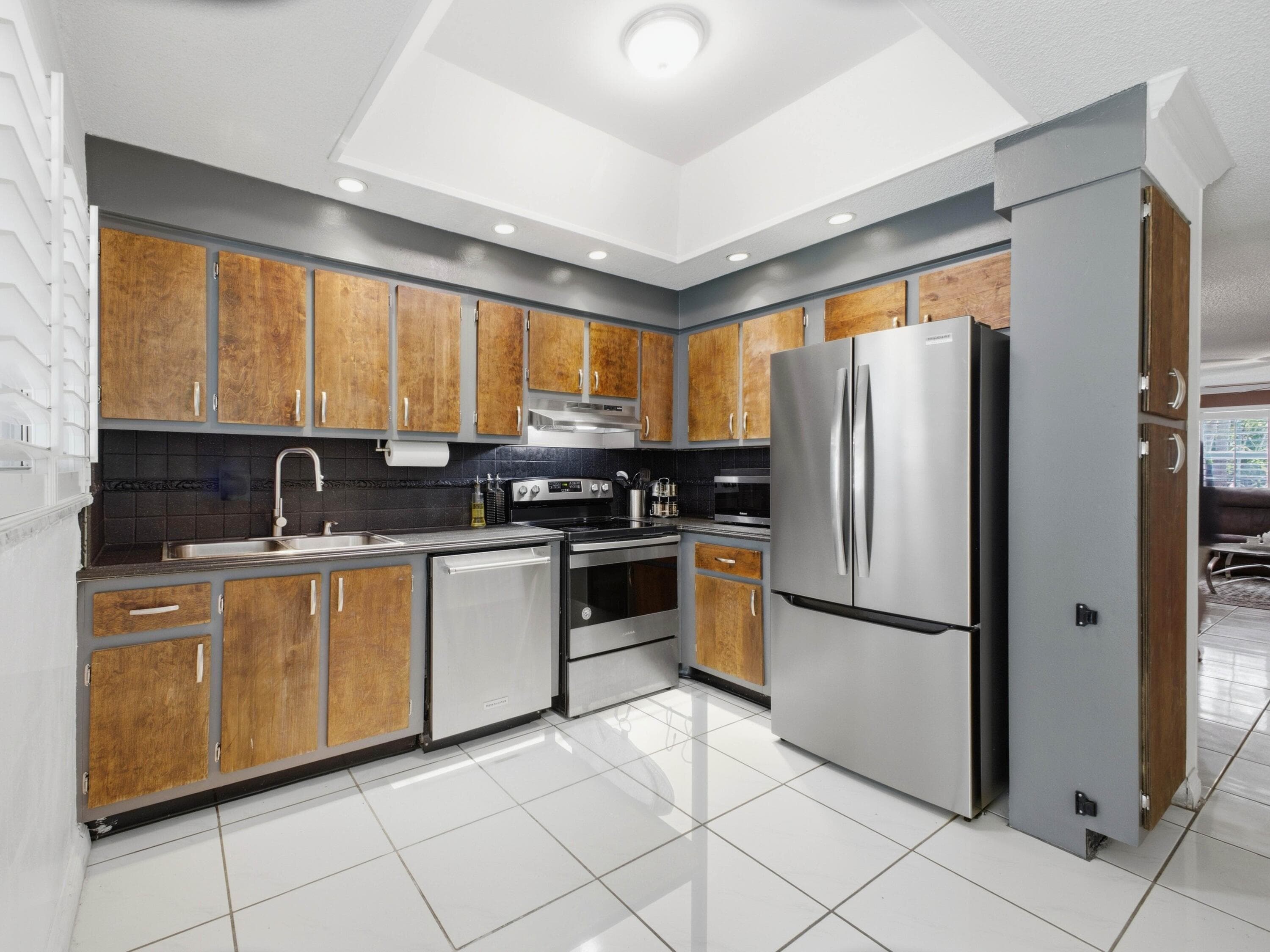 2200 Monroe Street 24, Hollywood, FL 33020 — photo 13 of 31