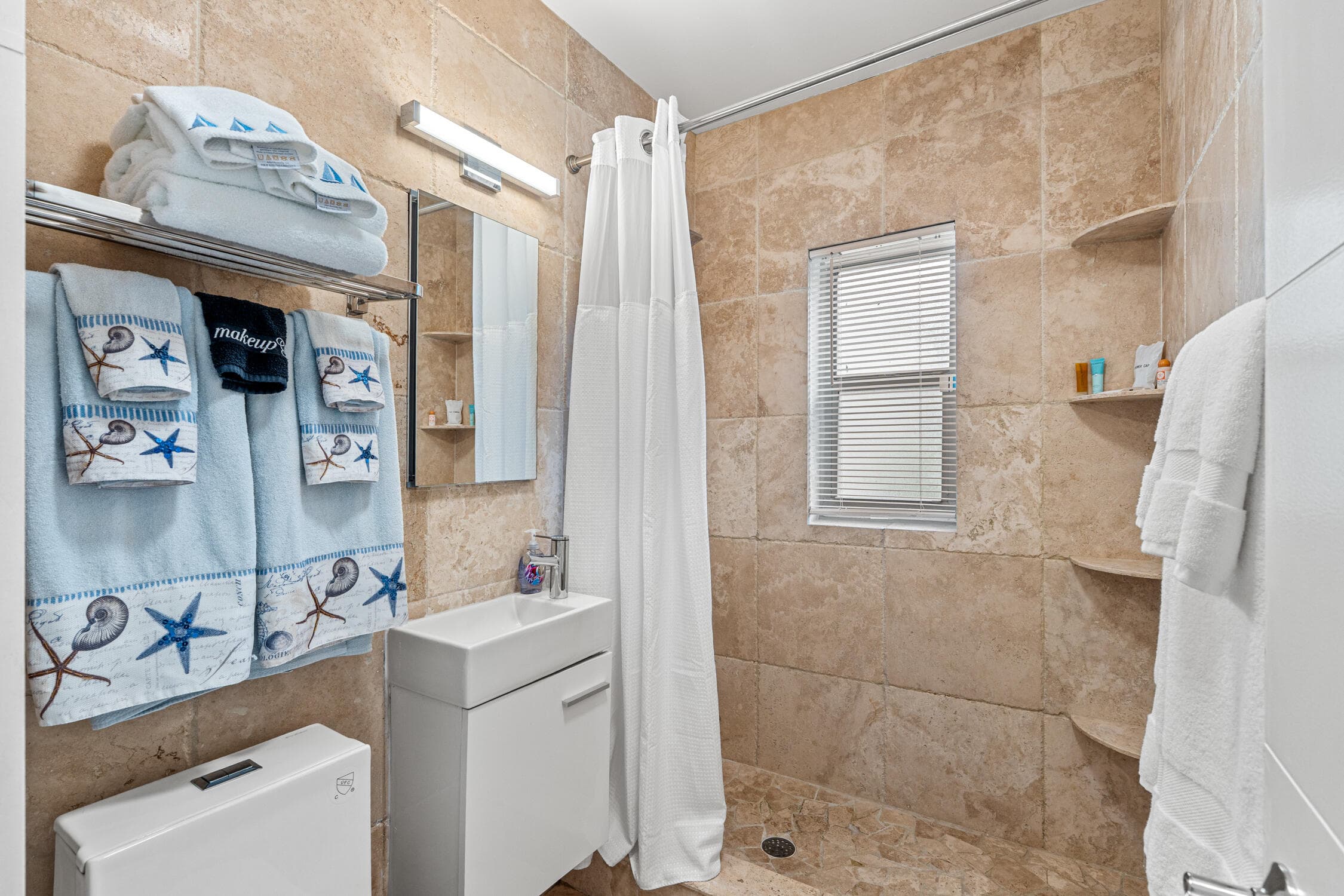 3305 NE 16th Court, Fort Lauderdale, FL 33305 — photo 12 of 32