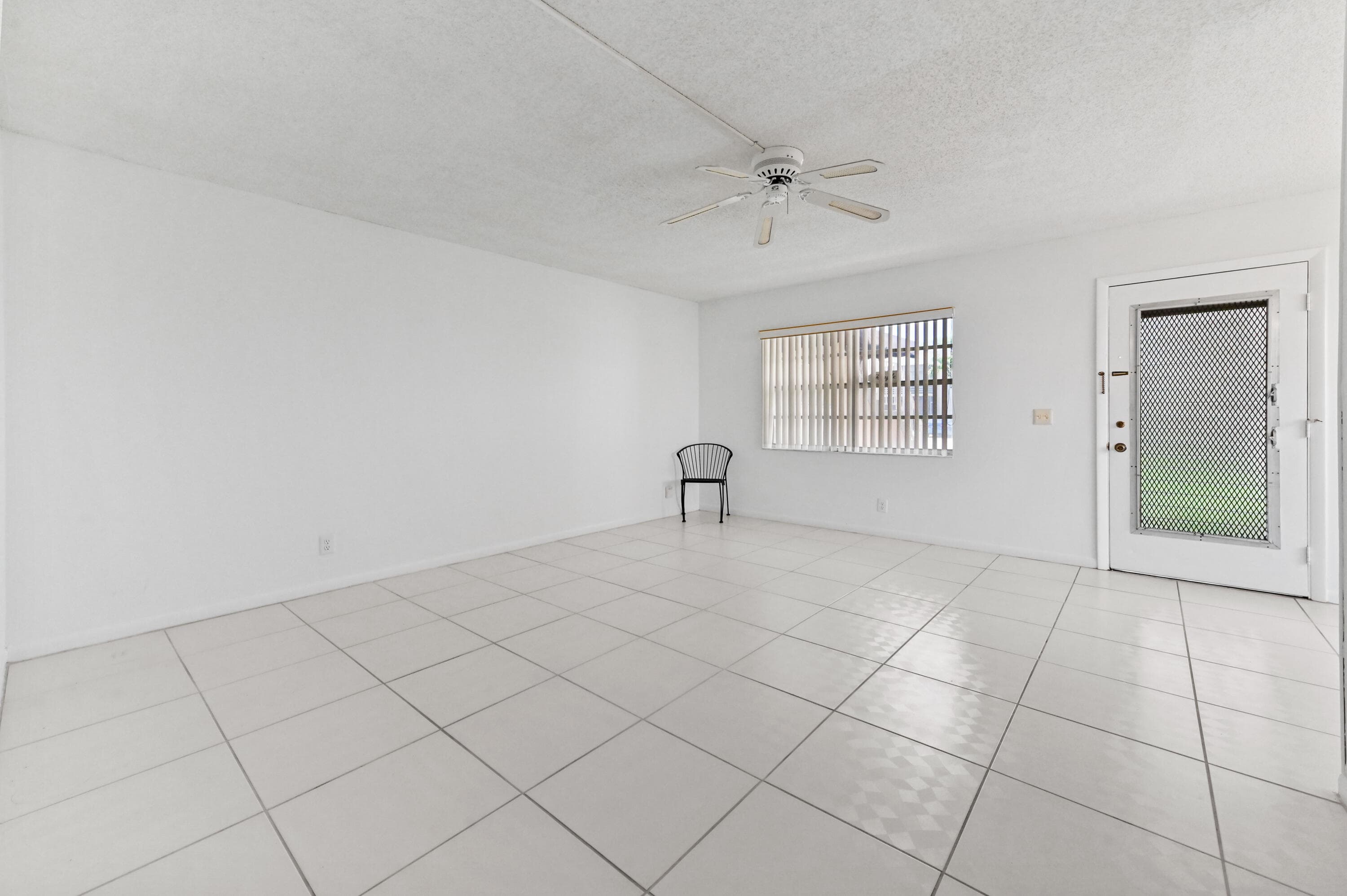 346 Capri H, Delray Beach, FL 33484 — photo 3 of 18
