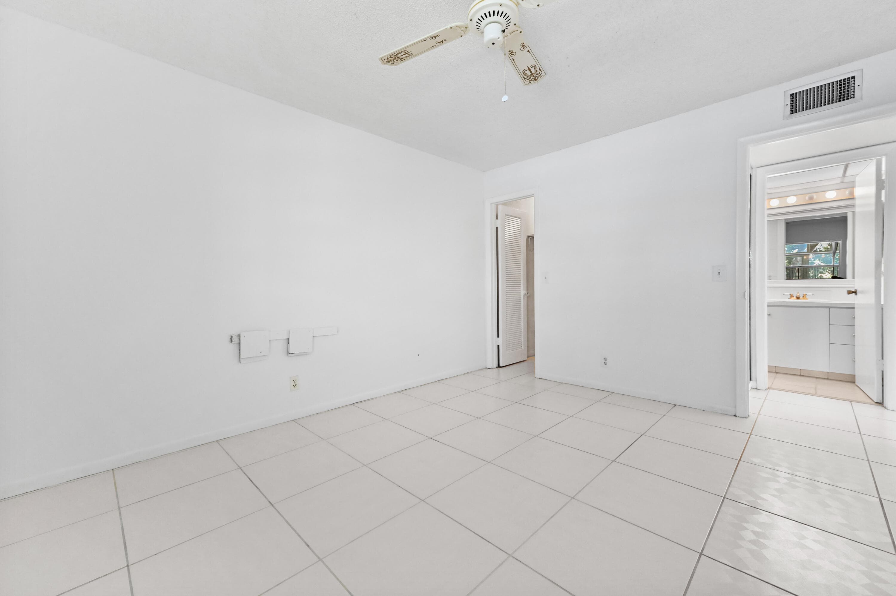 346 Capri H, Delray Beach, FL 33484 — photo 7 of 18