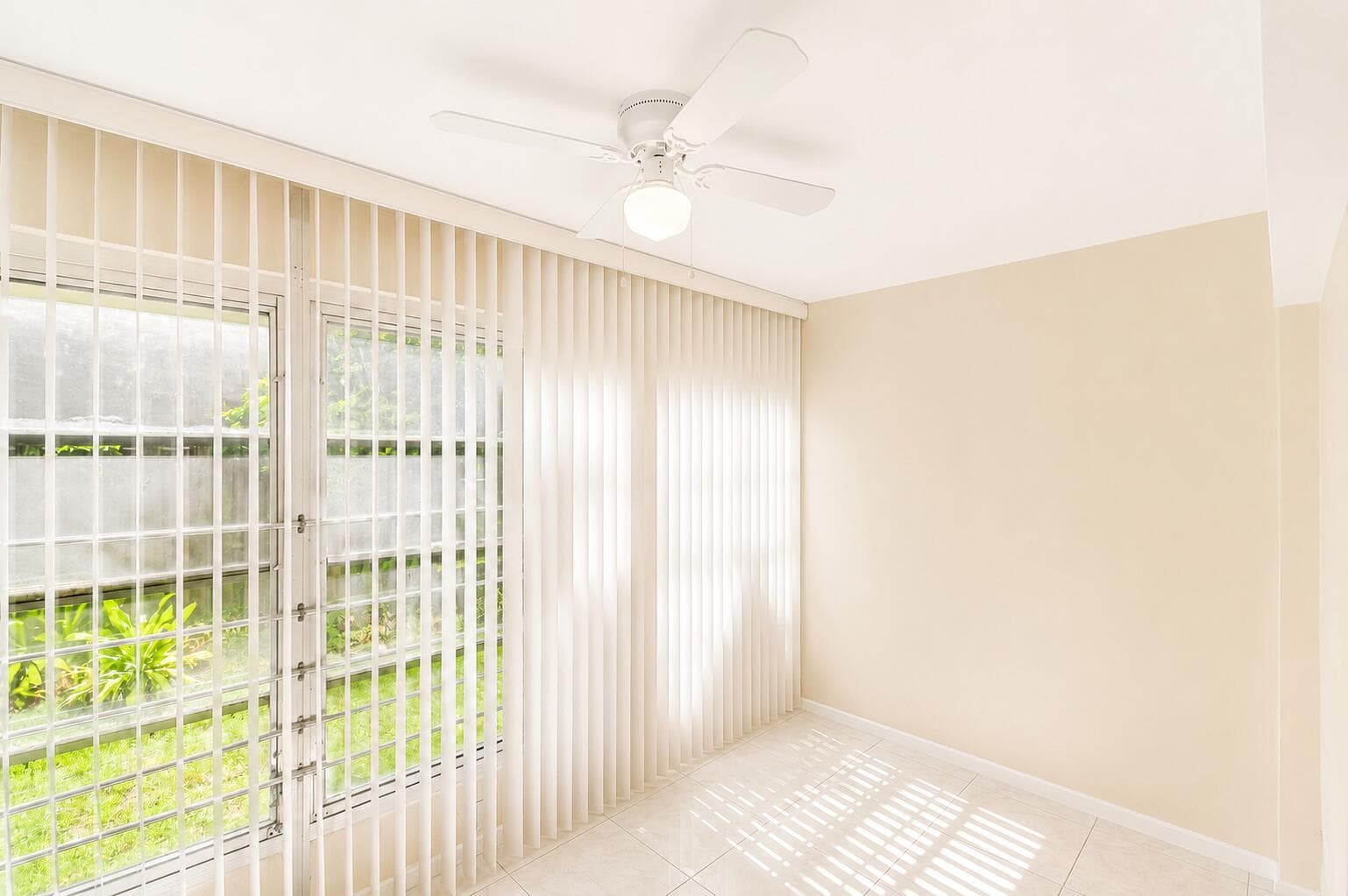 3090 NW 46th Avenue 105c, Lauderdale Lakes, FL 33313 — photo 11 of 42
