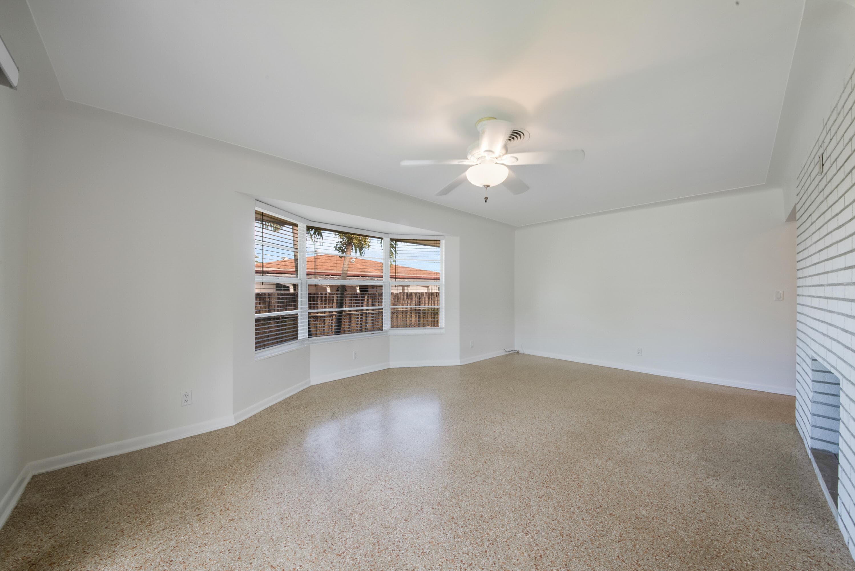 2022 Collier Avenue, Lake Worth, FL 33461 — photo 7 of 38