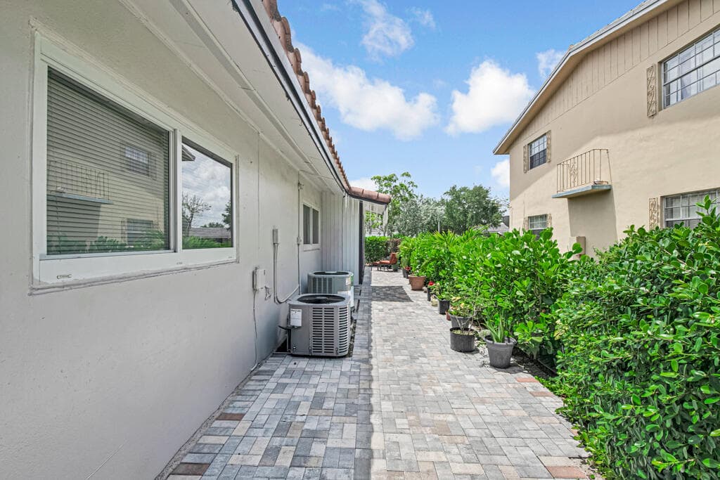 7521 NW 44th Court, Coral Springs, FL 33065 — photo 30 of 51