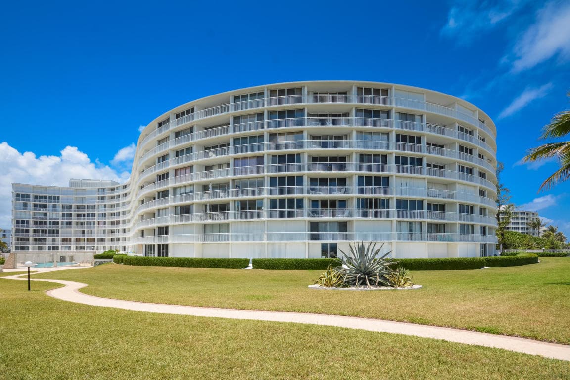 2780 S Ocean Boulevard 306, Palm Beach, FL 33480 — photo 32 of 37