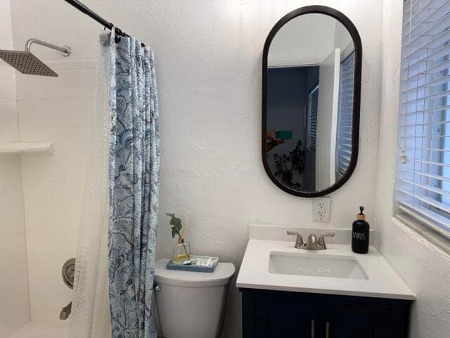 632 SW 8th Avenue, Fort Lauderdale, FL 33315 — photo 12 of 16