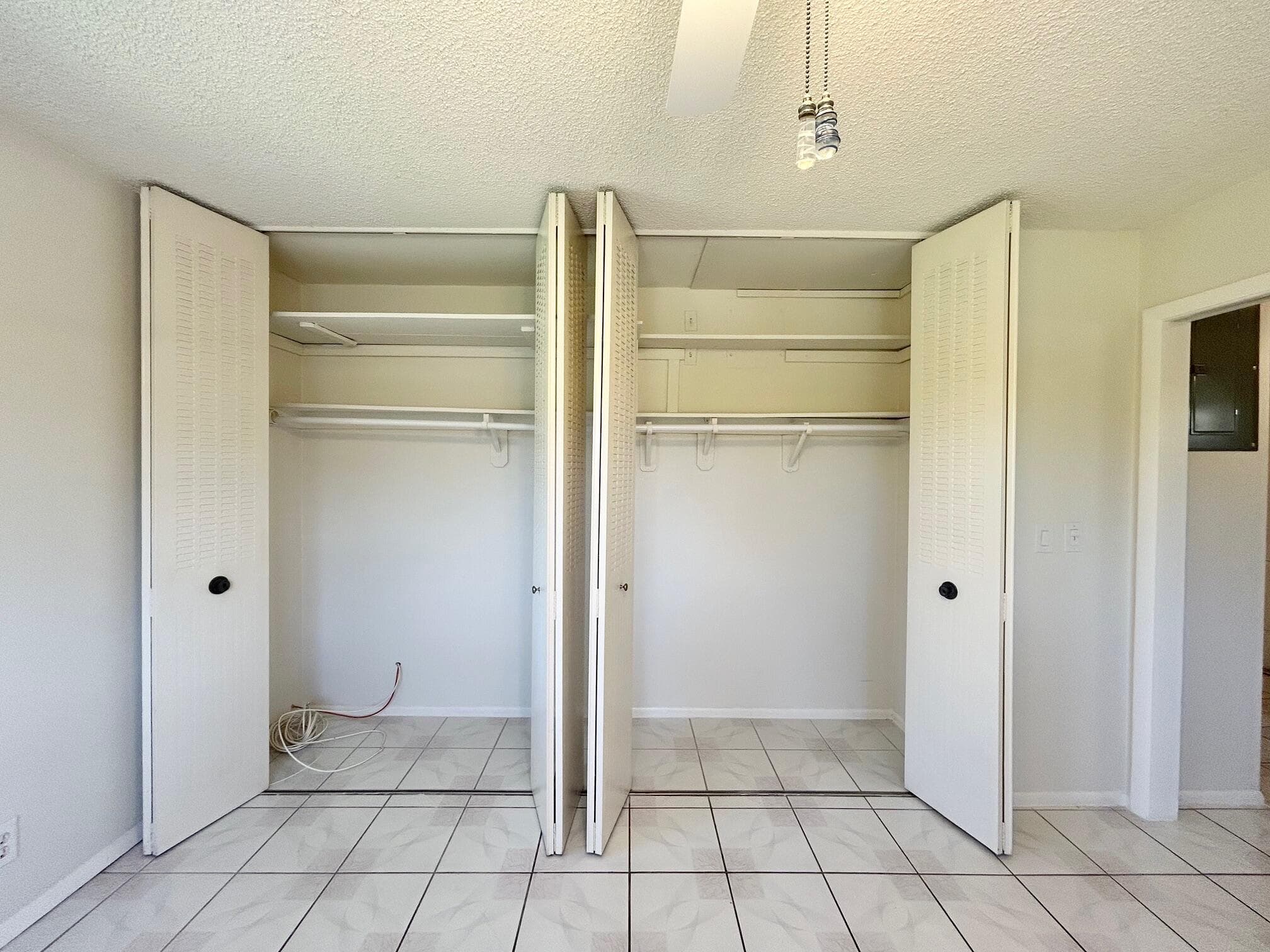 2911 Ashley Dr W J, West Palm Beach, FL 33415 — photo 13 of 31