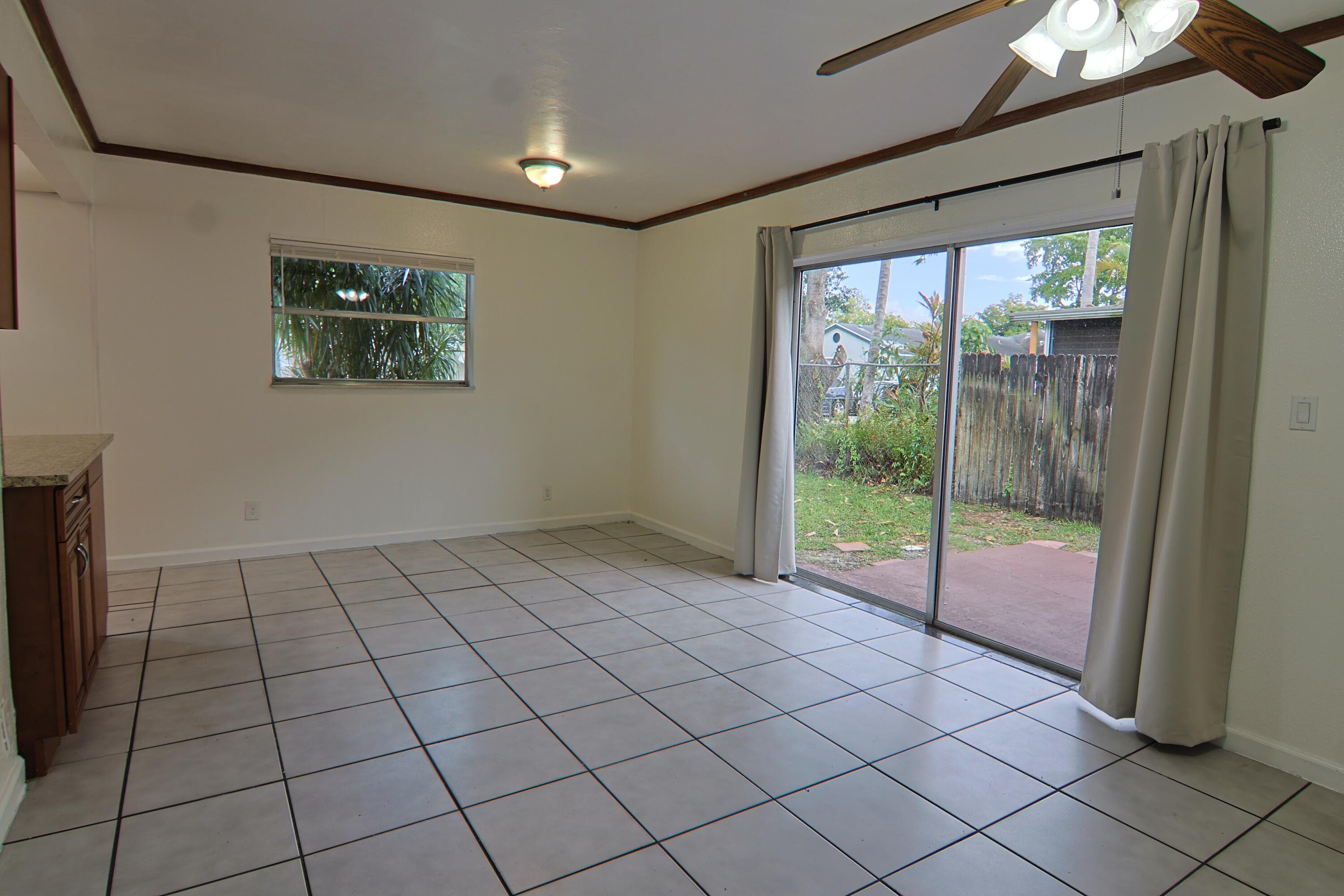 6636 SW 41st Street 6636, Davie, FL 33314 — photo 8 of 21