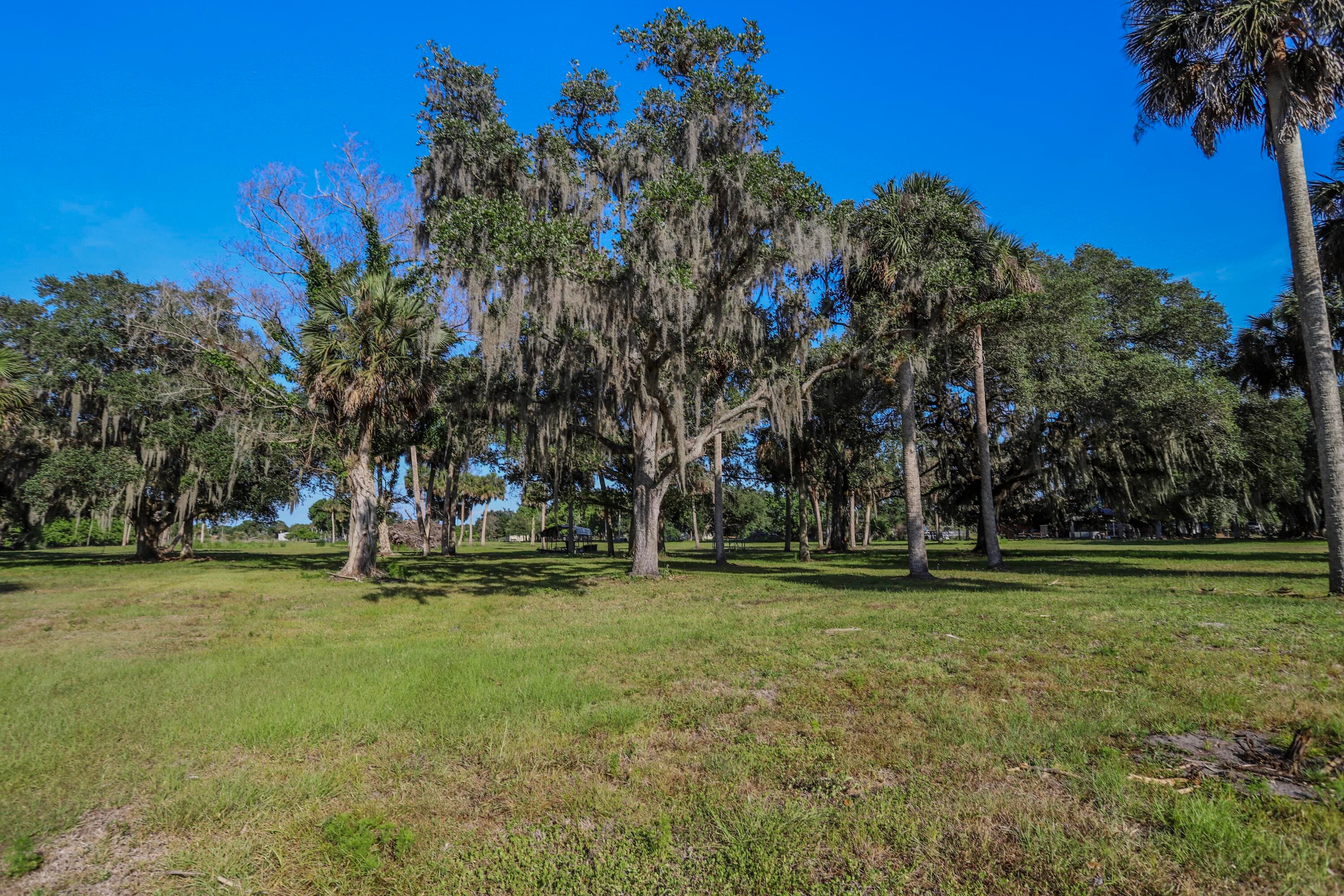 1100 Red Barn Rd N W, Moore Haven, FL 33471 — photo 15 of 31