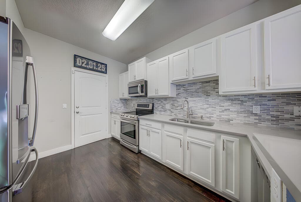 6463 Azura Lake Road, Lake Worth, FL 33463 — photo 10 of 34