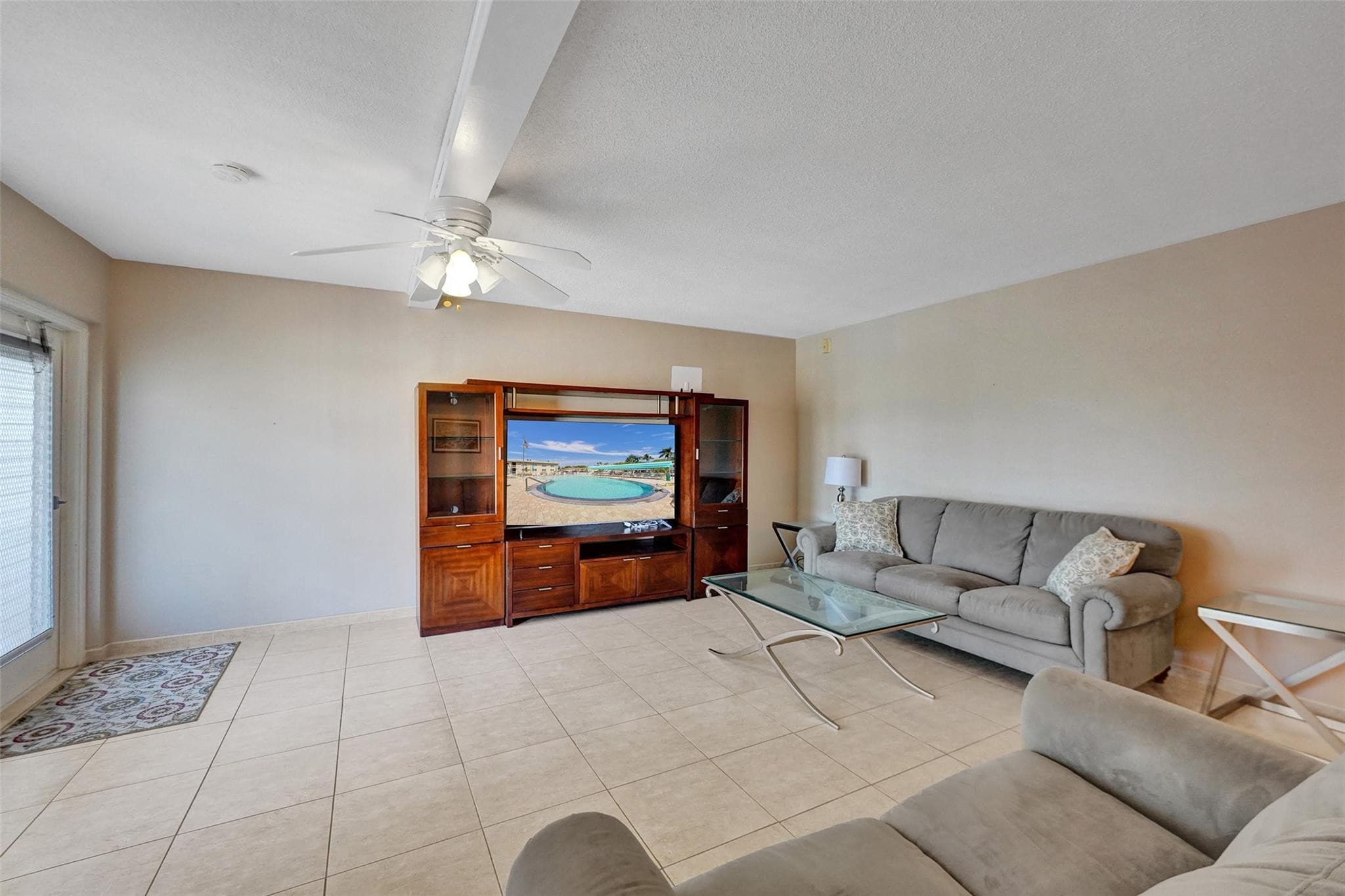 1300 N 12th Court 7b, Hollywood, FL 33019 — photo 4 of 27