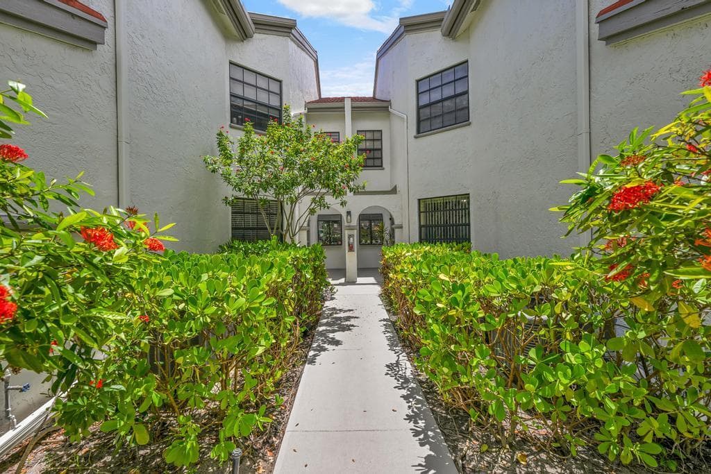 5290 Europa Drive B, Boynton Beach, FL 33437 — photo 6 of 51