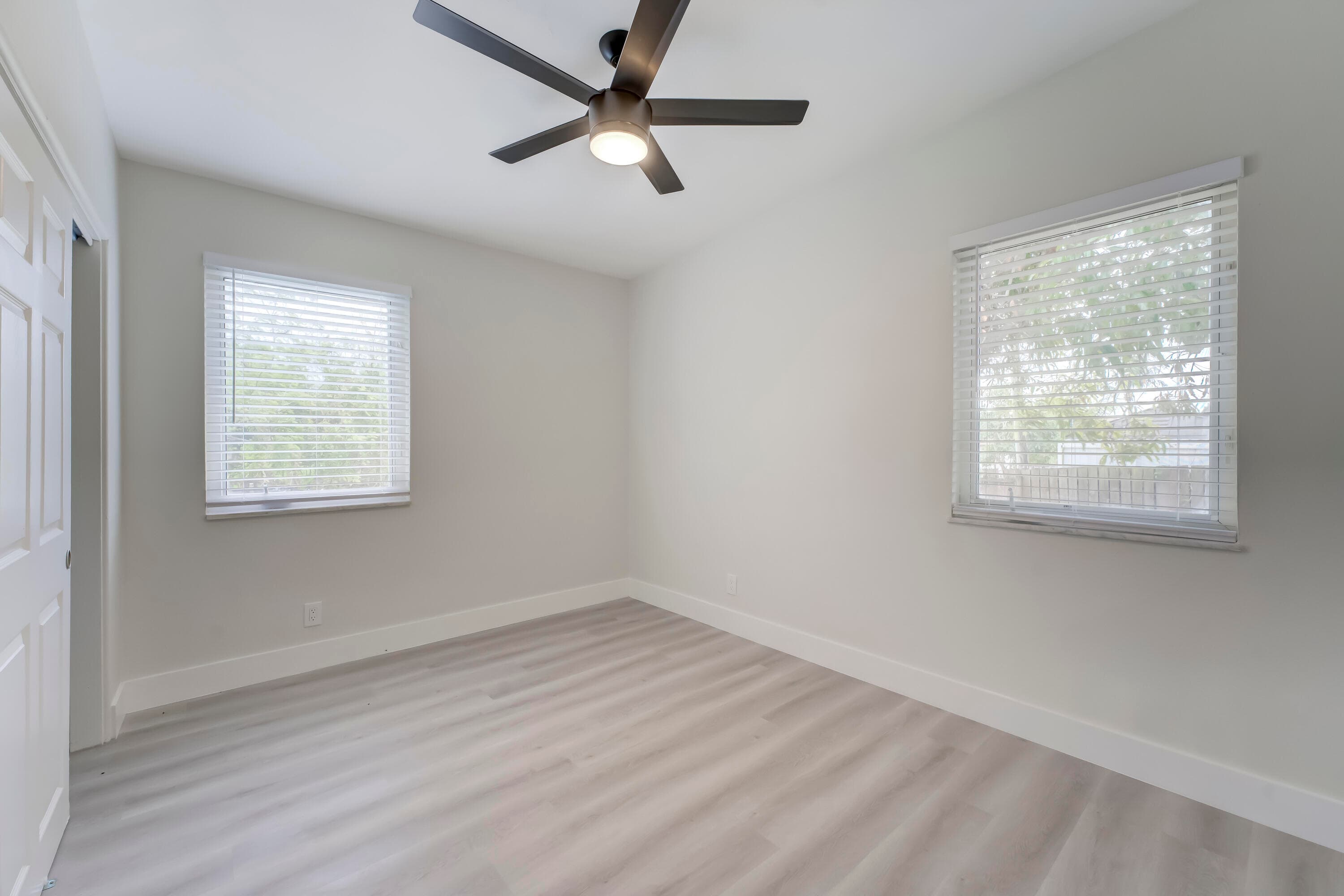 840 Bradley Street, West Palm Beach, FL 33405 — photo 17 of 35