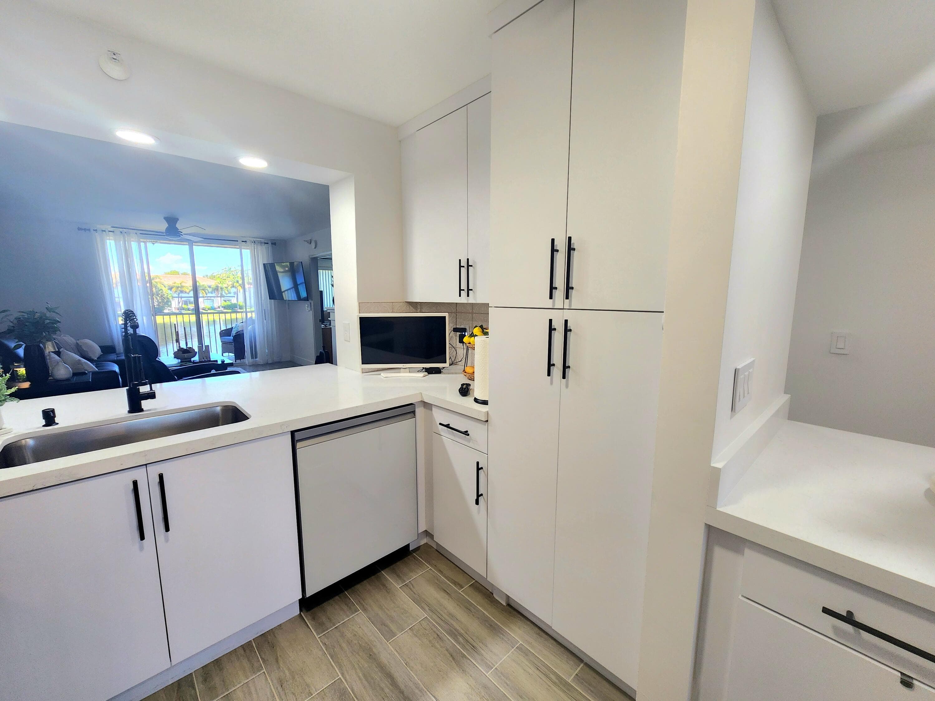 7751 Southampton Terrace 215, Tamarac, FL 33321 — photo 18 of 32