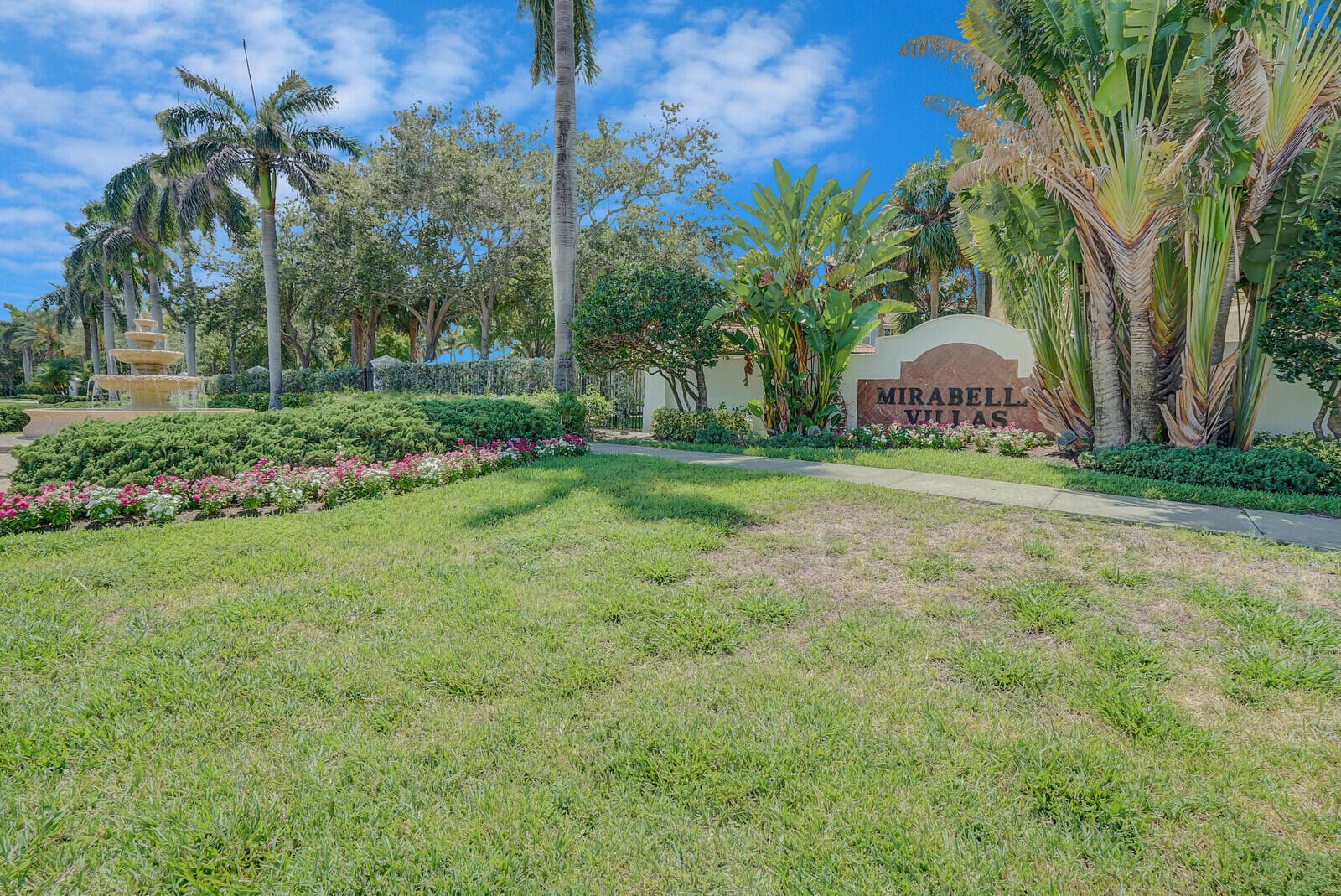 611 Villa Circle, Boynton Beach, FL 33435 — photo 2 of 24