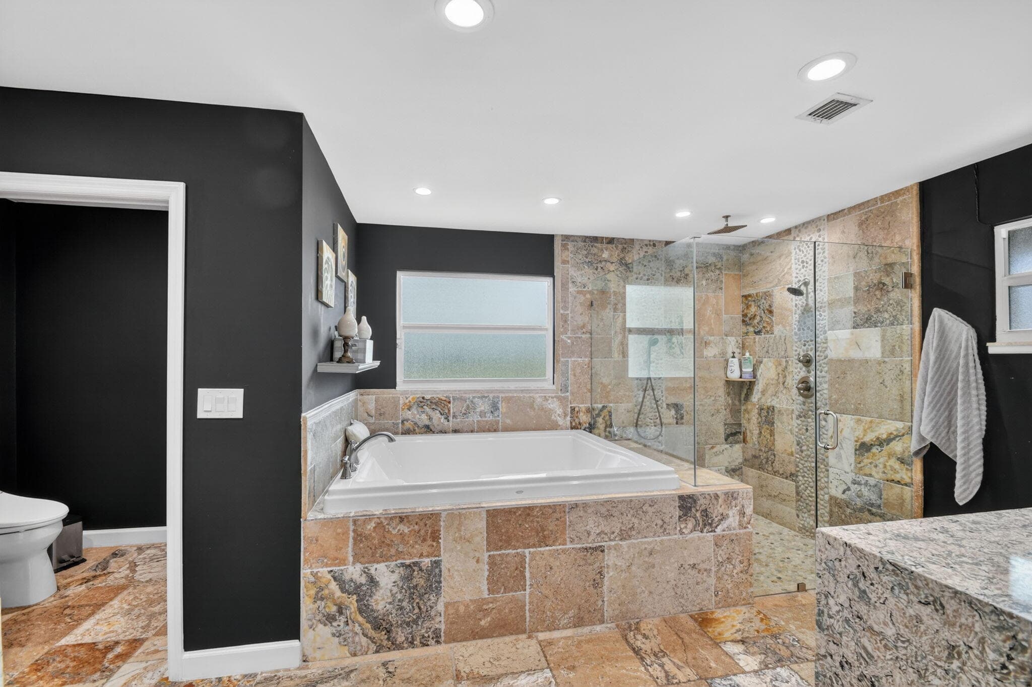 5361 N Palm Way, Lake Worth Beach, FL 33463 — photo 25 of 47
