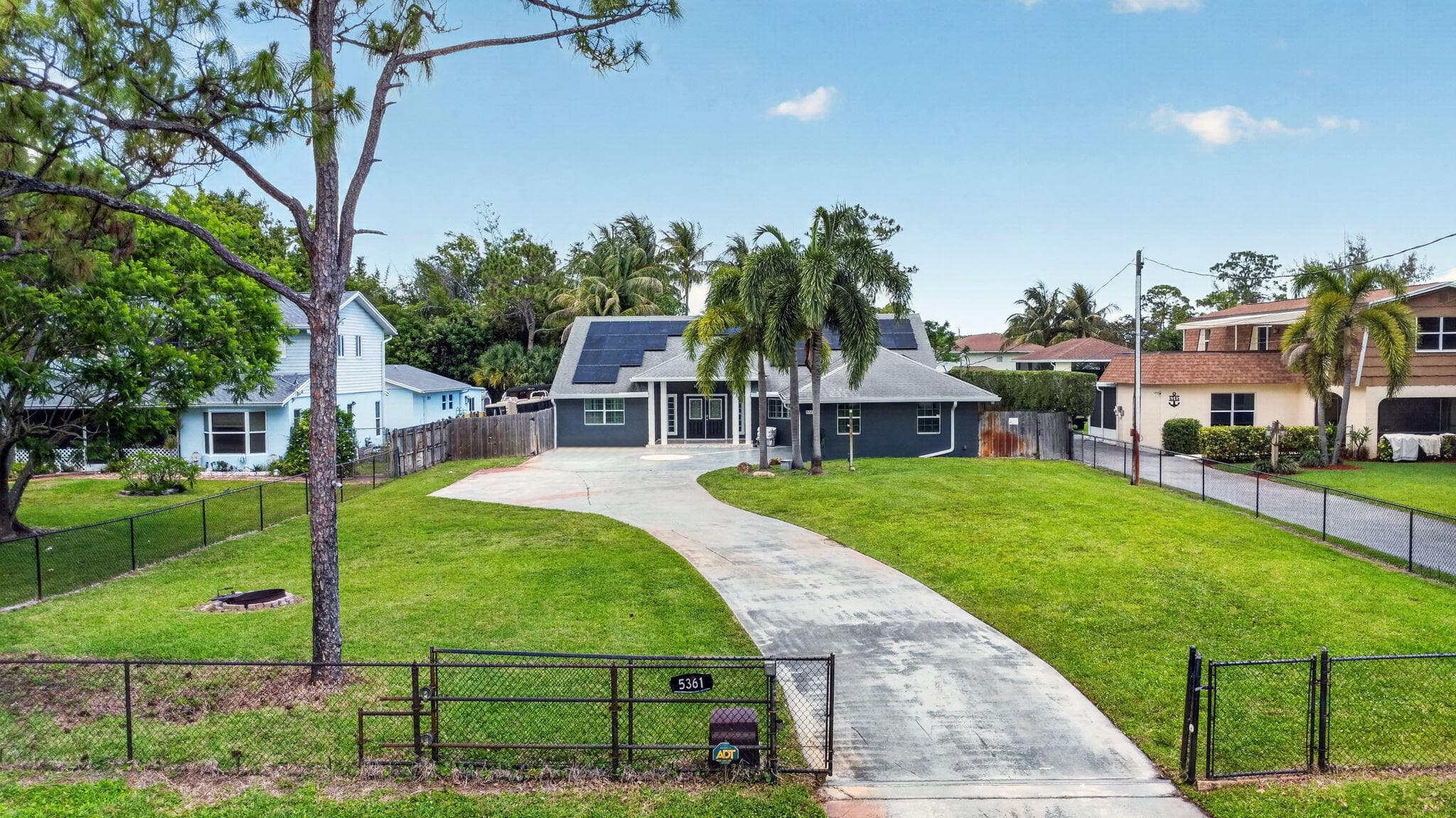 5361 N Palm Way, Lake Worth Beach, FL 33463 — photo 2 of 47