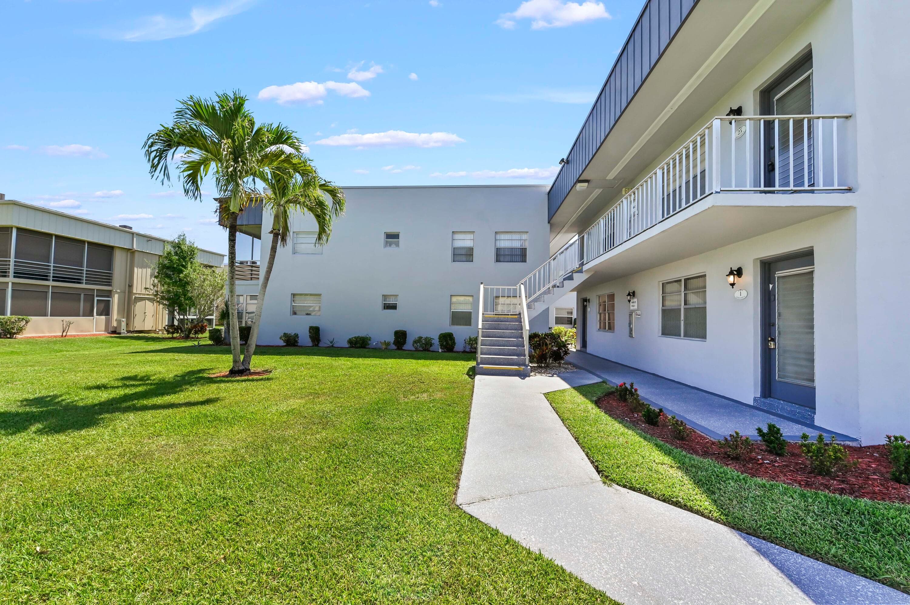 1 Burgundy A, Delray Beach, FL 33484 — photo 1 of 32