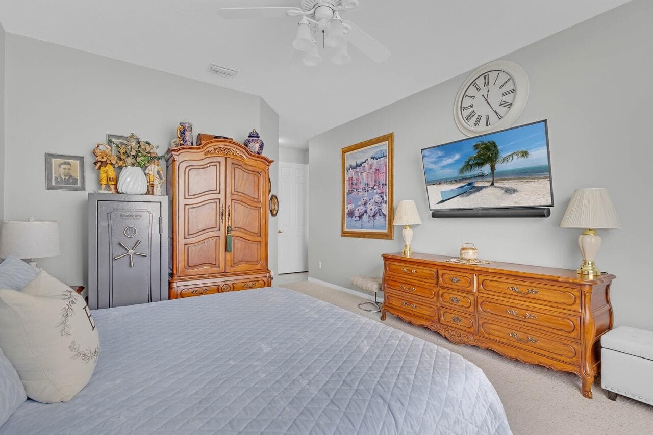 5780 W 1st Sq Square SW, Vero Beach, FL 32968 — photo 14 of 43