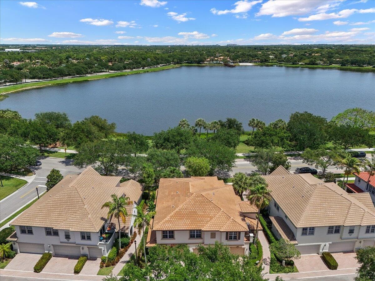 181 Evergrene Parkway 14-b, Palm Beach Gardens, FL 33410 — photo 32 of 60
