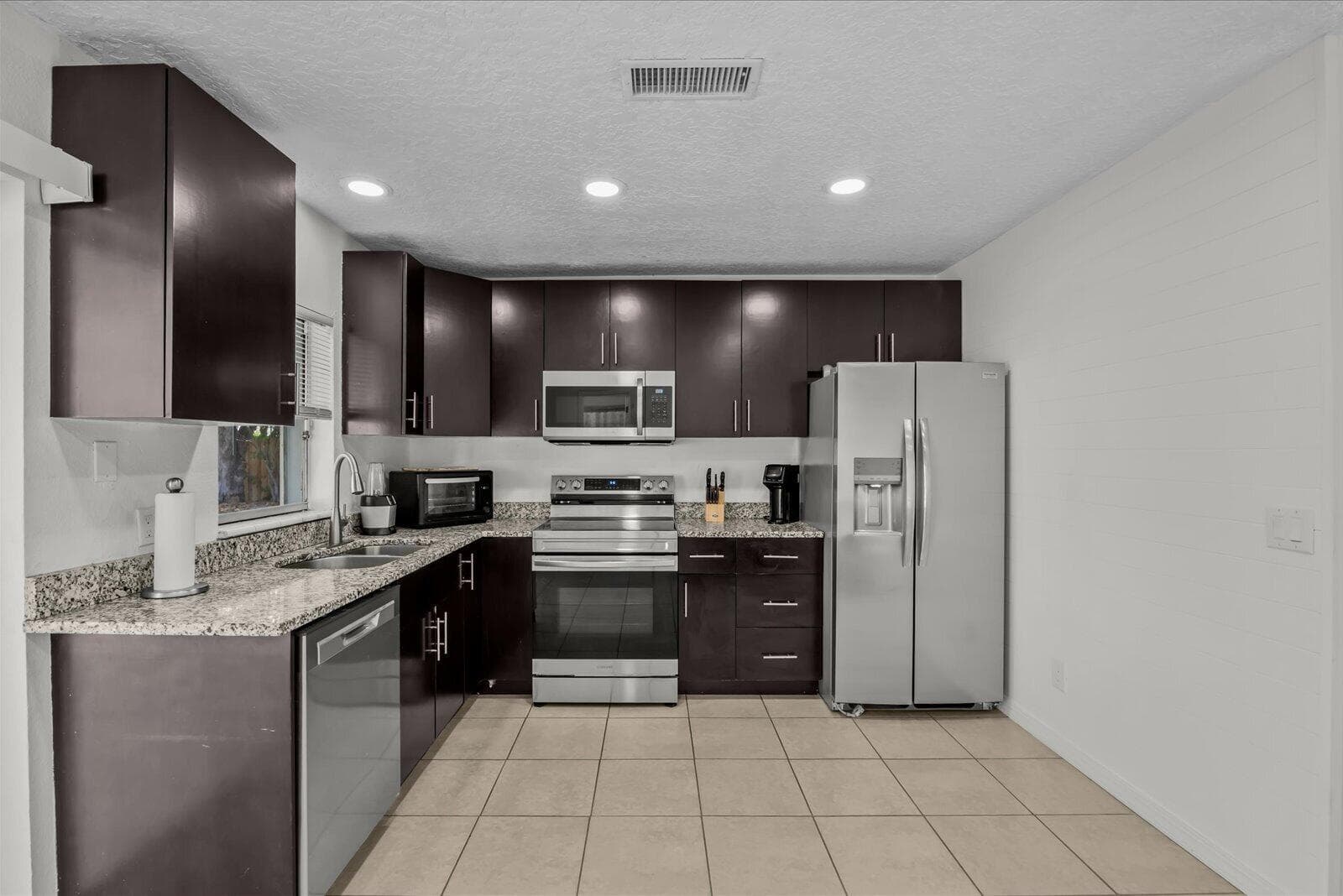1549 SE Minorca Avenue, Port St. Lucie, FL 34952 — photo 9 of 35