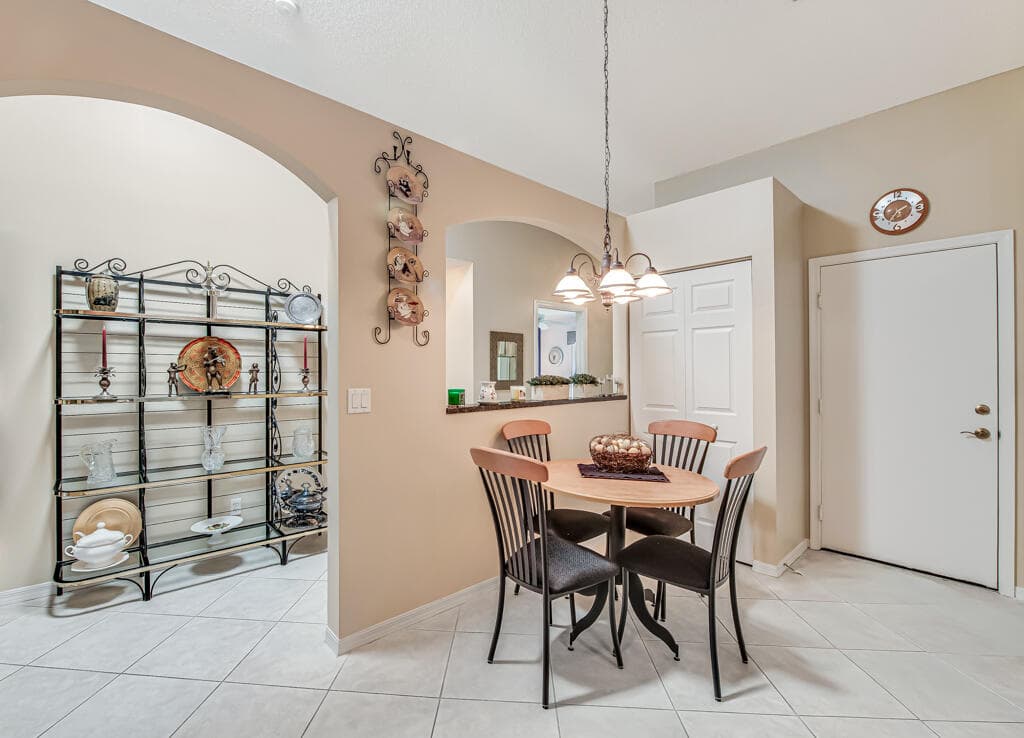 9436 Swansea Lane, West Palm Beach, FL 33411 — photo 19 of 40