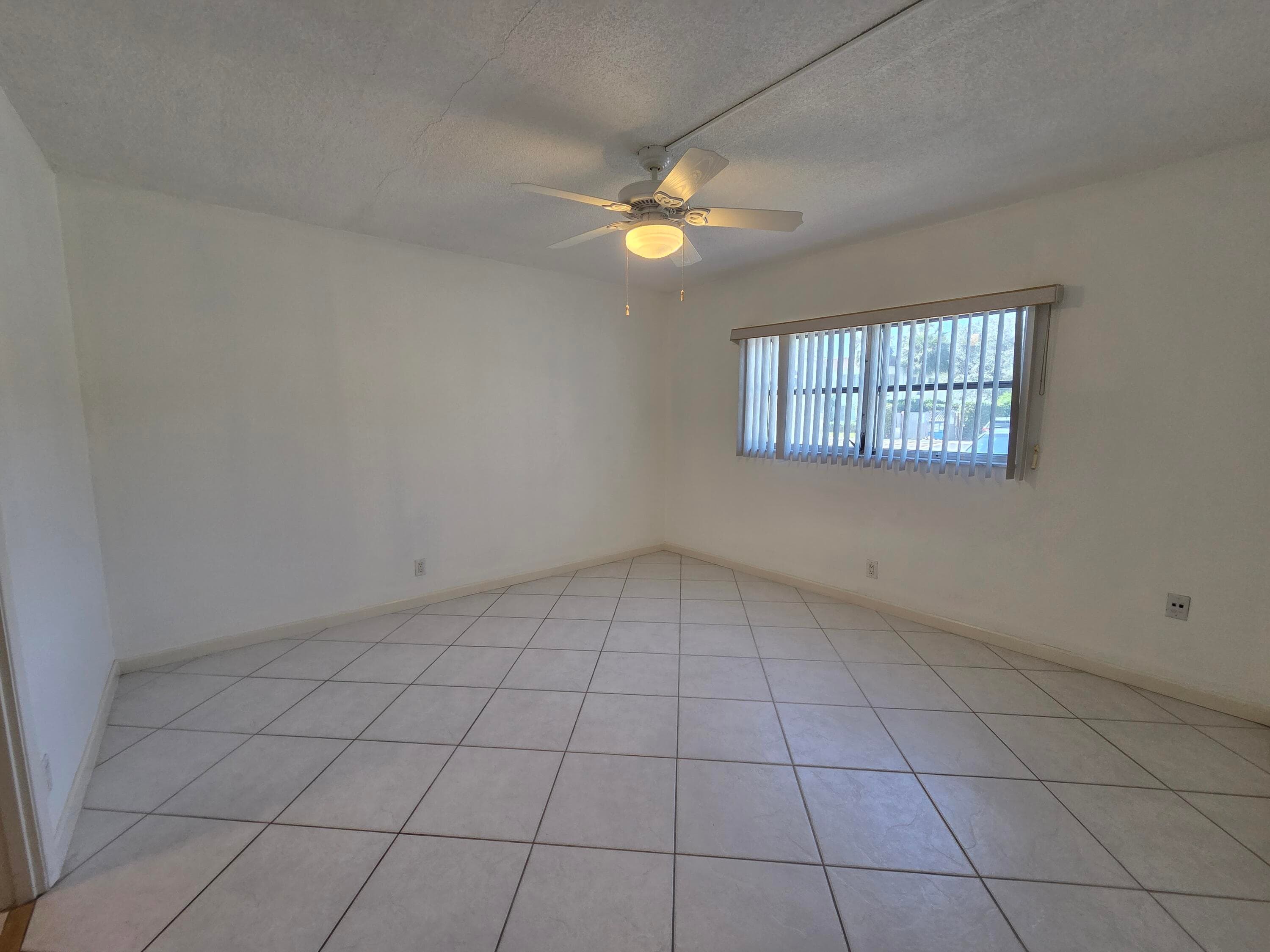 600 Pine Drive 103, Pompano Beach, FL 33060 — photo 13 of 38