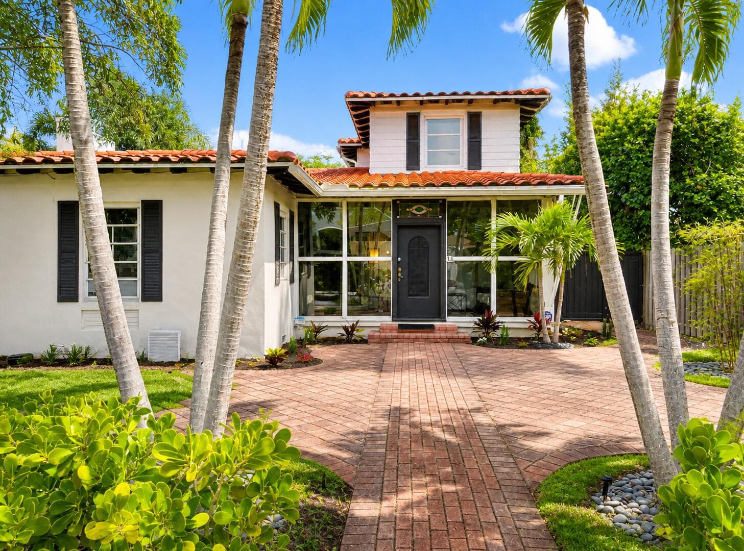 1403 SE 2nd Street 1, Fort Lauderdale, FL 33301 — photo 1 of 26