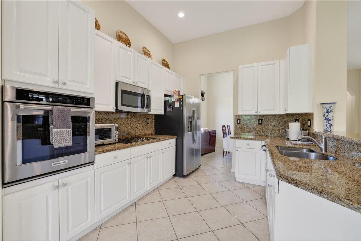 7196 Lorenzo Lane, Delray Beach, FL 33446 — photo 17 of 44