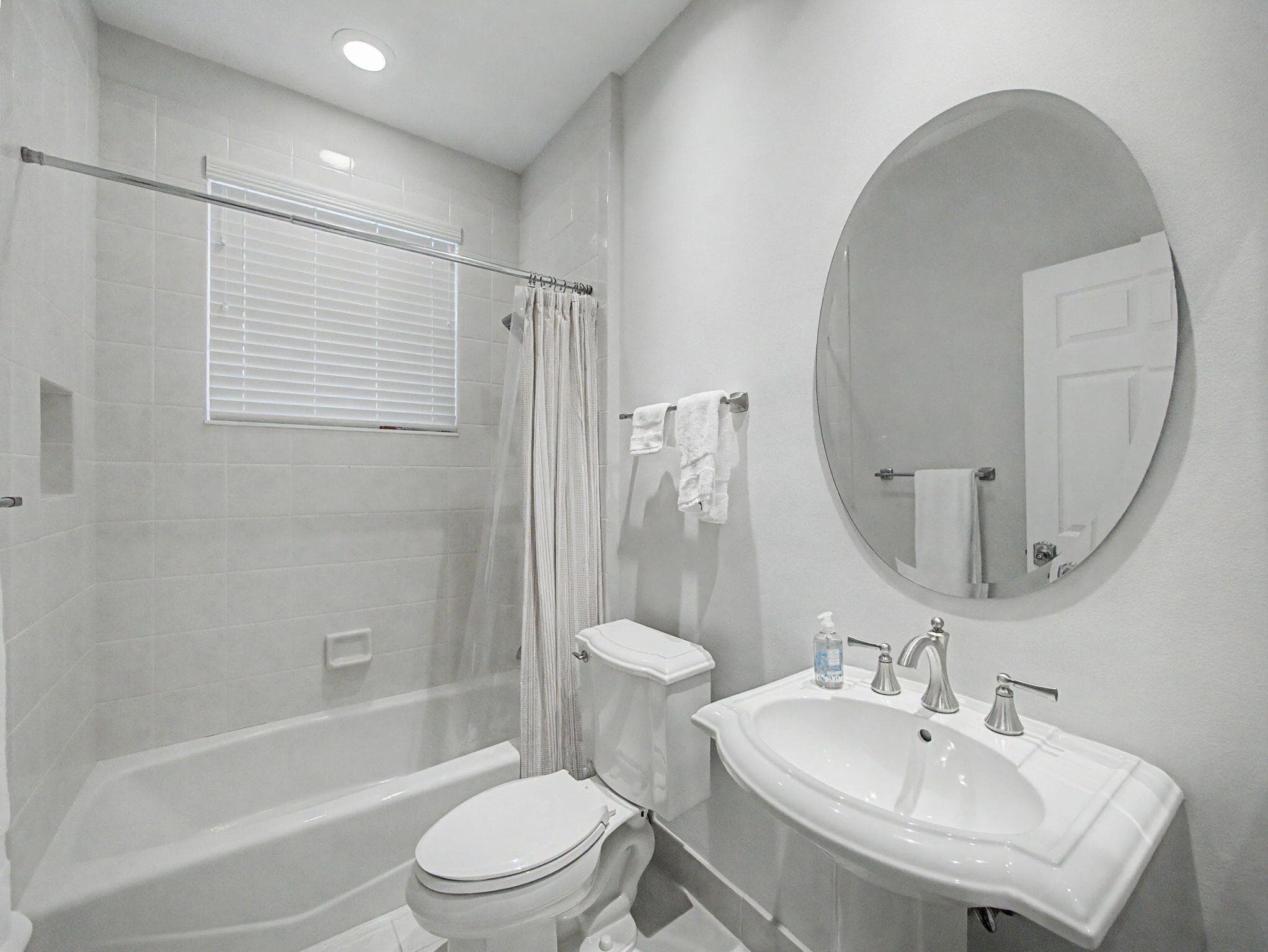 76 Laguna Drive, Palm Beach Gardens, FL 33418 — photo 11 of 37