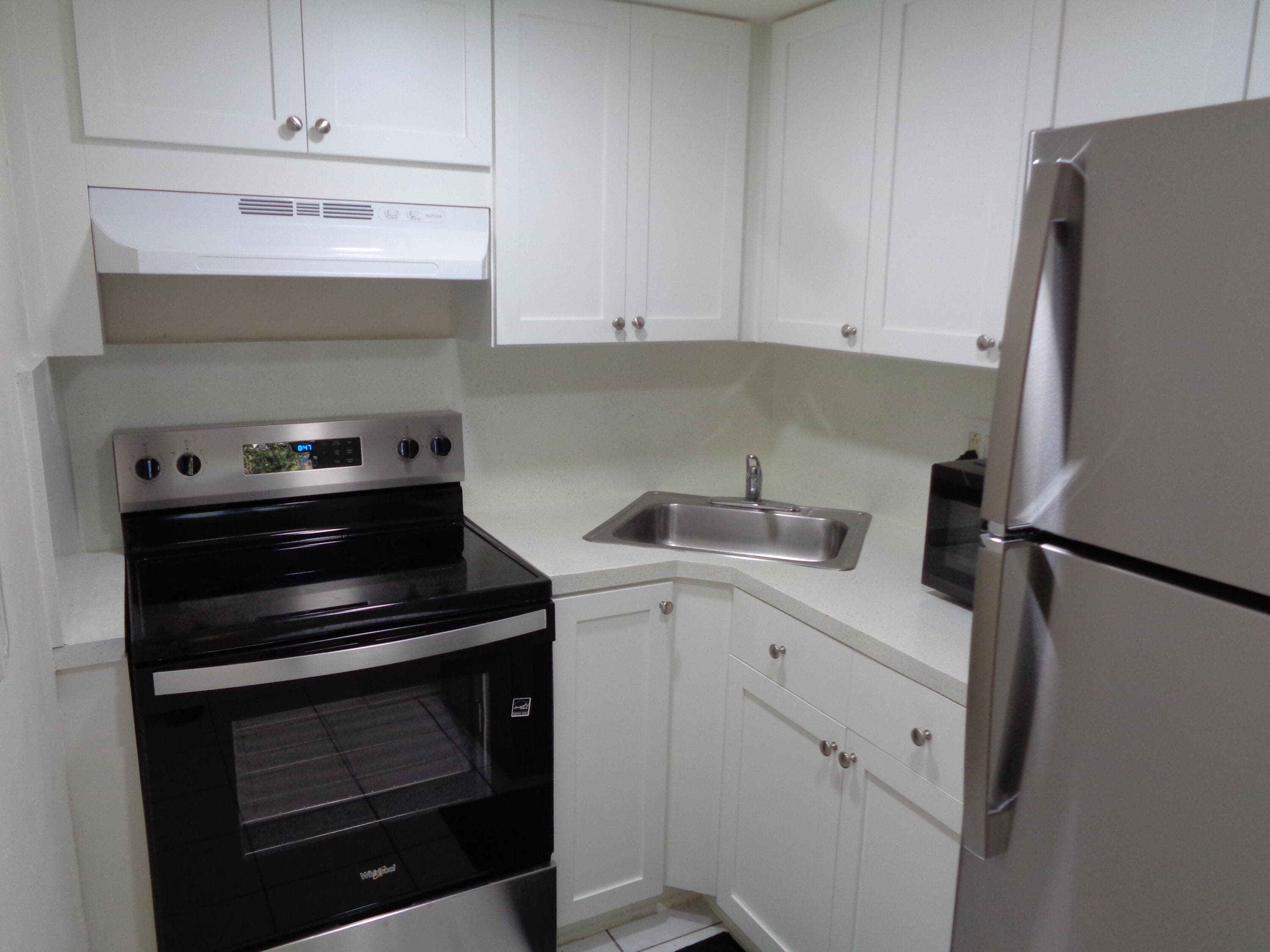 270 S Cypress Road 202, Pompano Beach, FL 33060 — photo 3 of 19