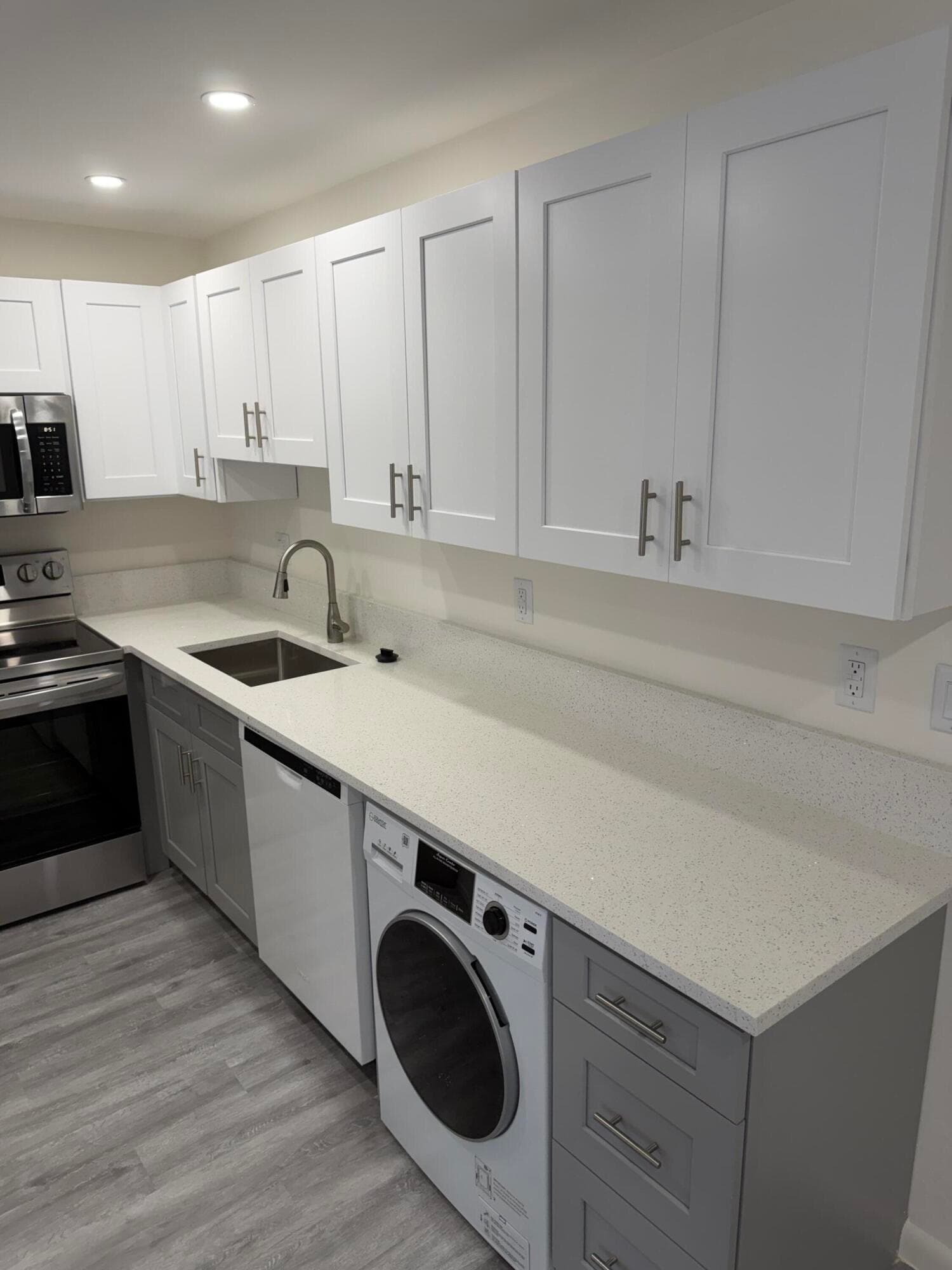 370 E Horizons 203, Boynton Beach, FL 33435 — photo 3 of 25