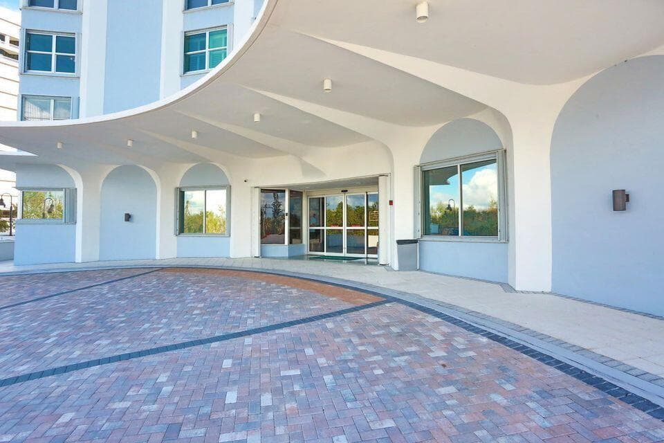 5200 N Ocean Drive 606, Singer Island, FL 33404 — photo 4 of 43