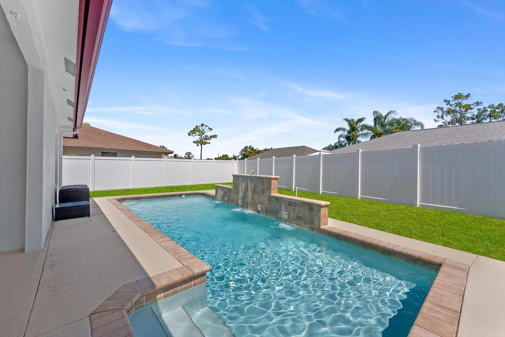 107 Sycamore Drive, Royal Palm Beach, FL 33411 — photo 37 of 46
