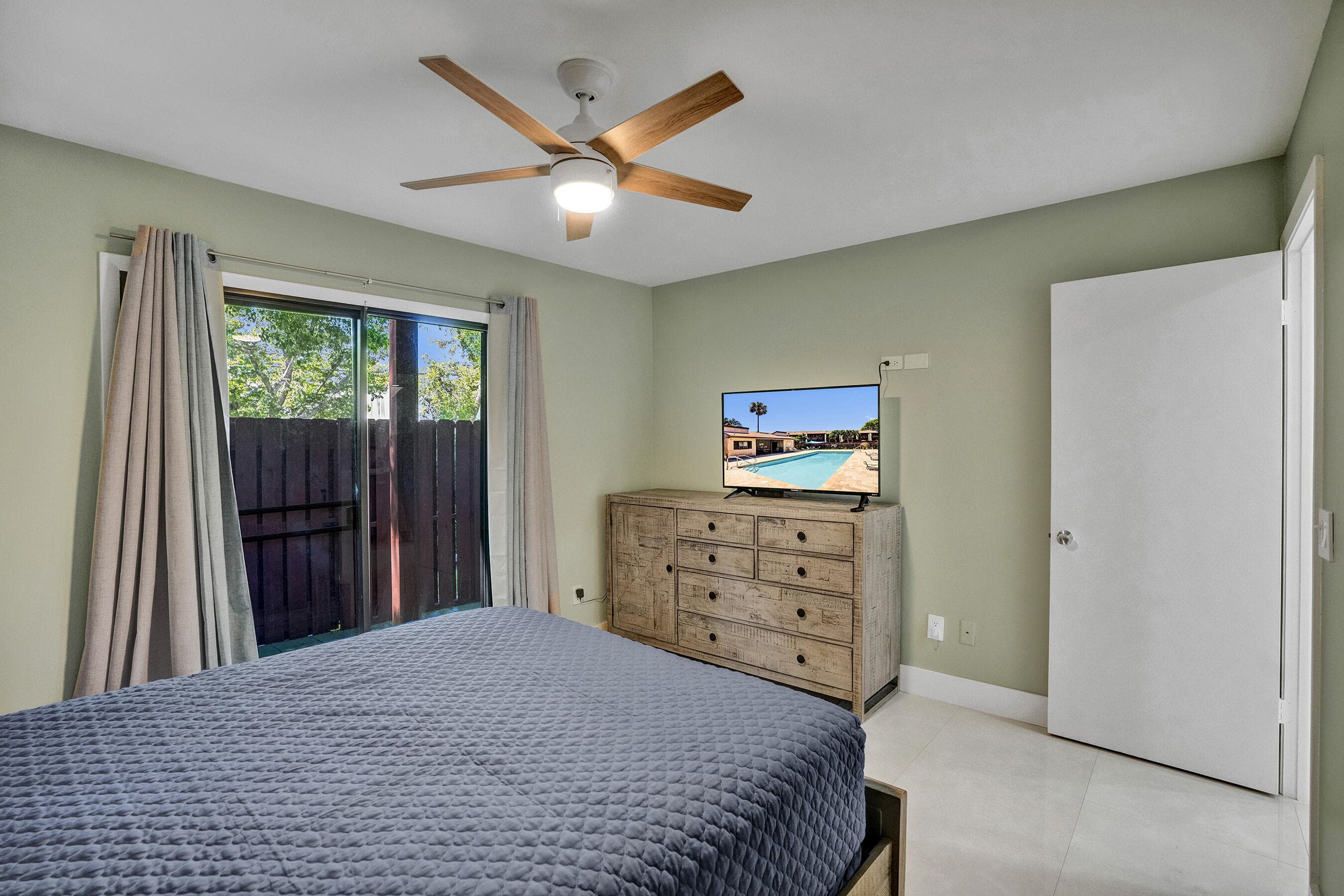 456 SE 14th Street, Dania Beach, FL 33004 — photo 38 of 40