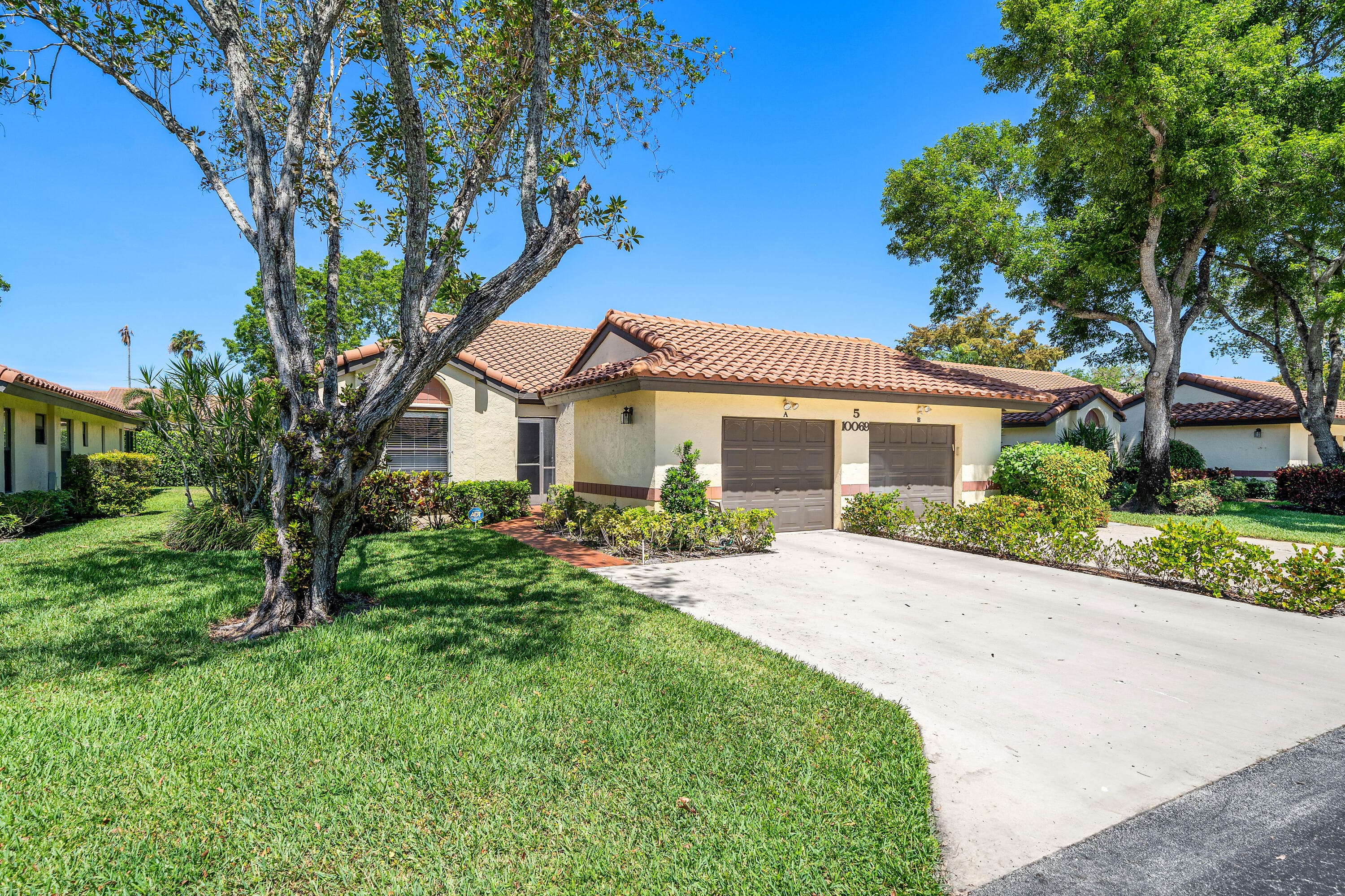10069 Andrea Lane A, Boynton Beach, FL 33437 — photo 2 of 39