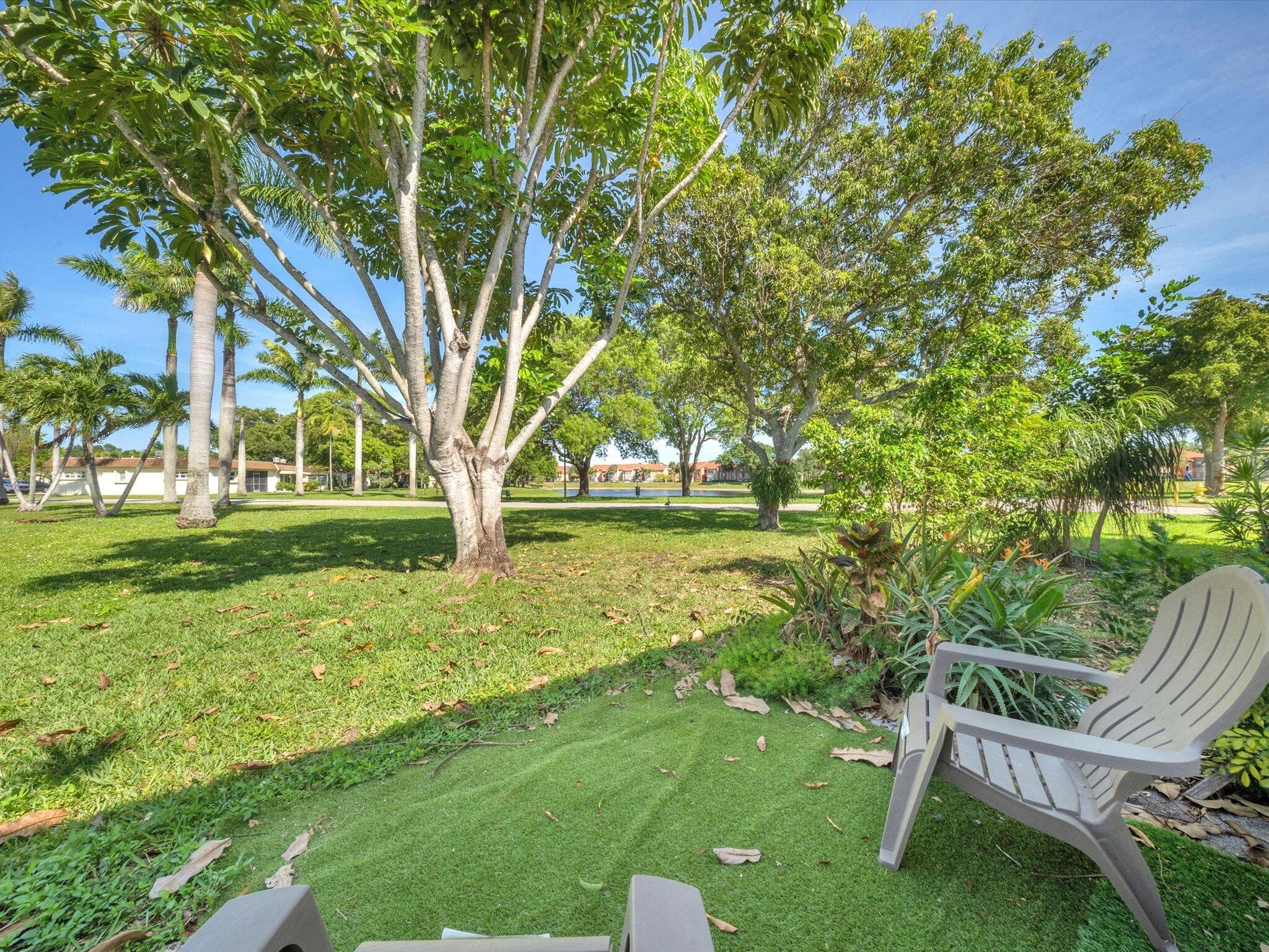 417 SW Natura Avenue B, Deerfield Beach, FL 33441 — photo 21 of 23