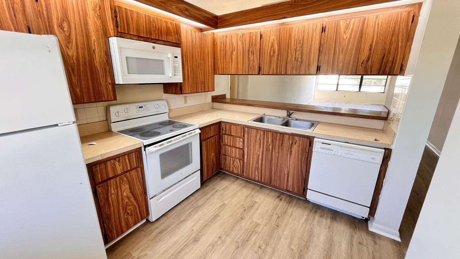 3511 Village Boulevard Unit 206, West Palm Beach, FL 33409 — photo 1 of 21