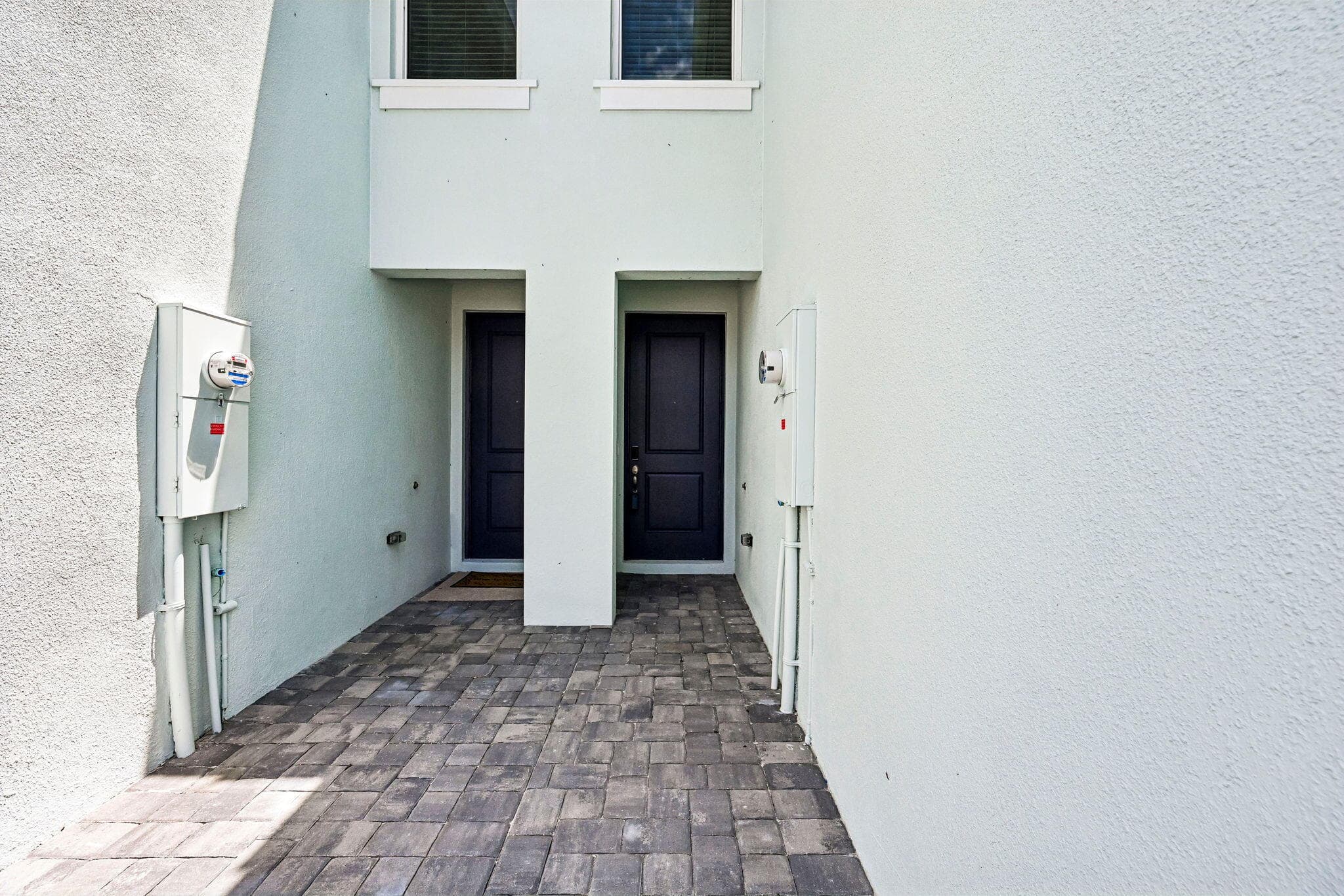 620 Salisbury Circle, Fort Pierce, FL 34982 — photo 5 of 32