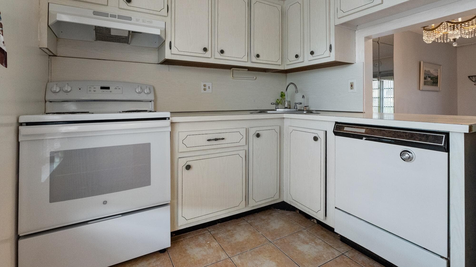 5890 NW 64th Avenue 308, Tamarac, FL 33319 — photo 9 of 31