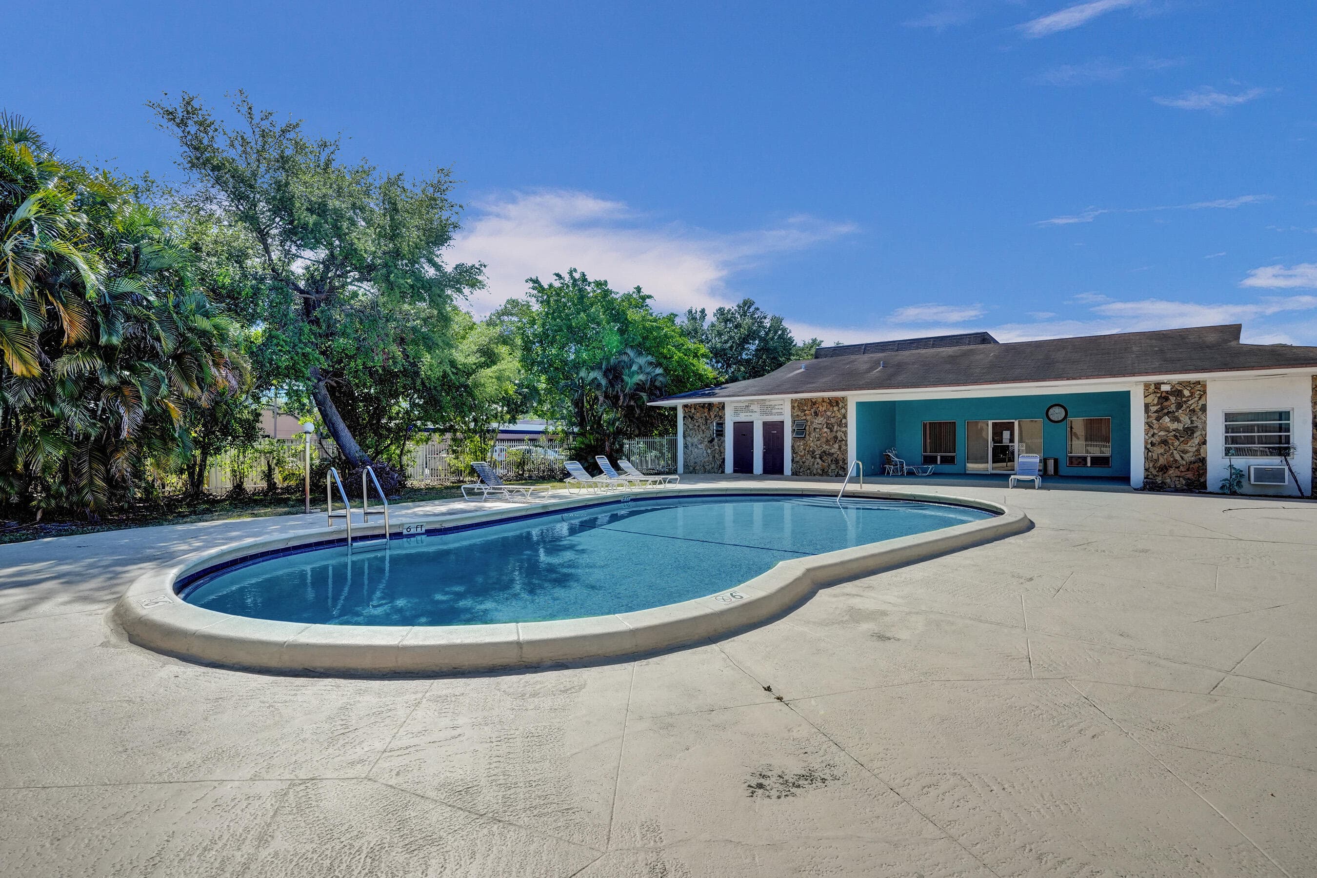 1400 Tallwood Avenue 107, Hollywood, FL 33021 — photo 53 of 57