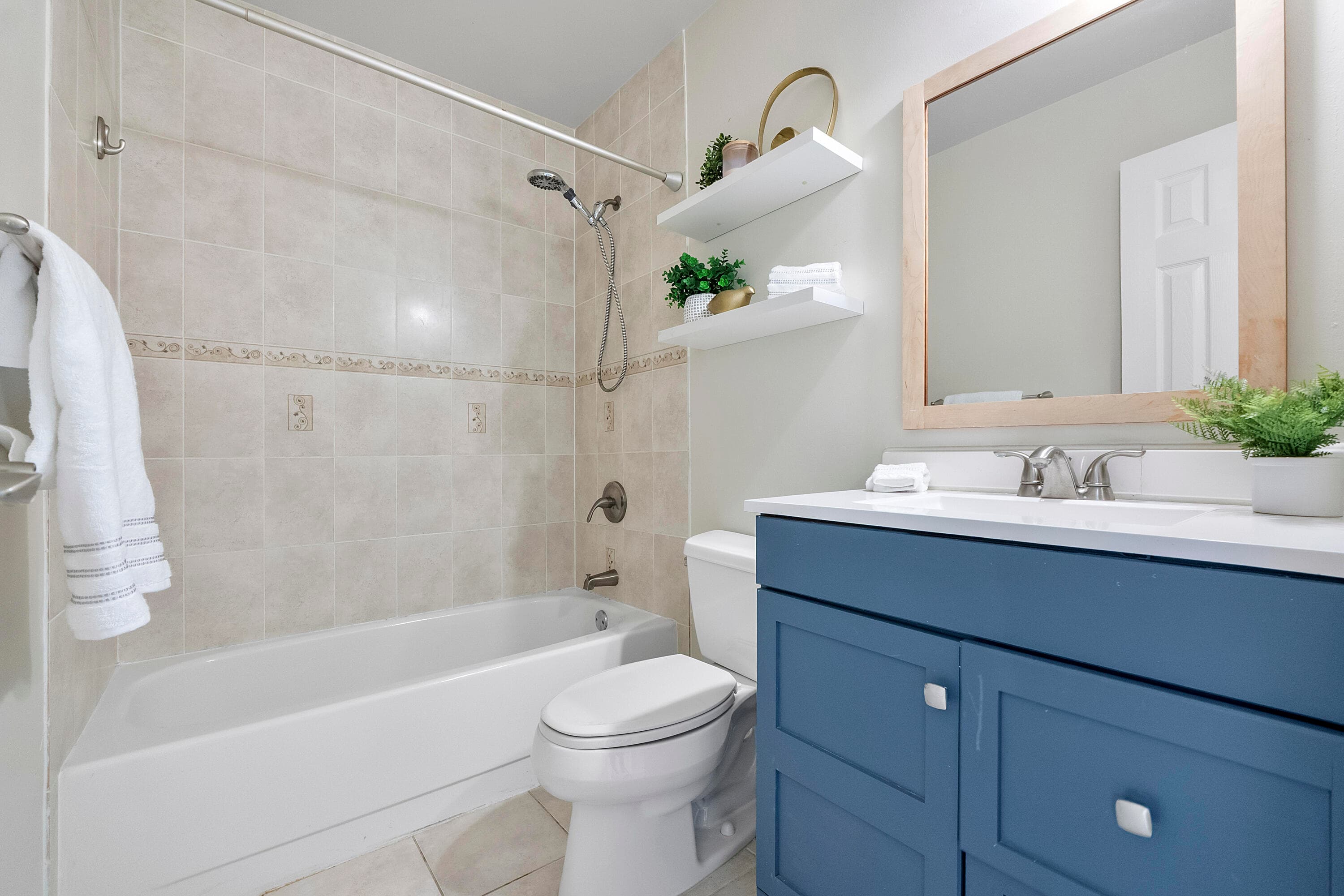 2047 NW 45th Avenue 2047, Coconut Creek, FL 33066 — photo 24 of 33