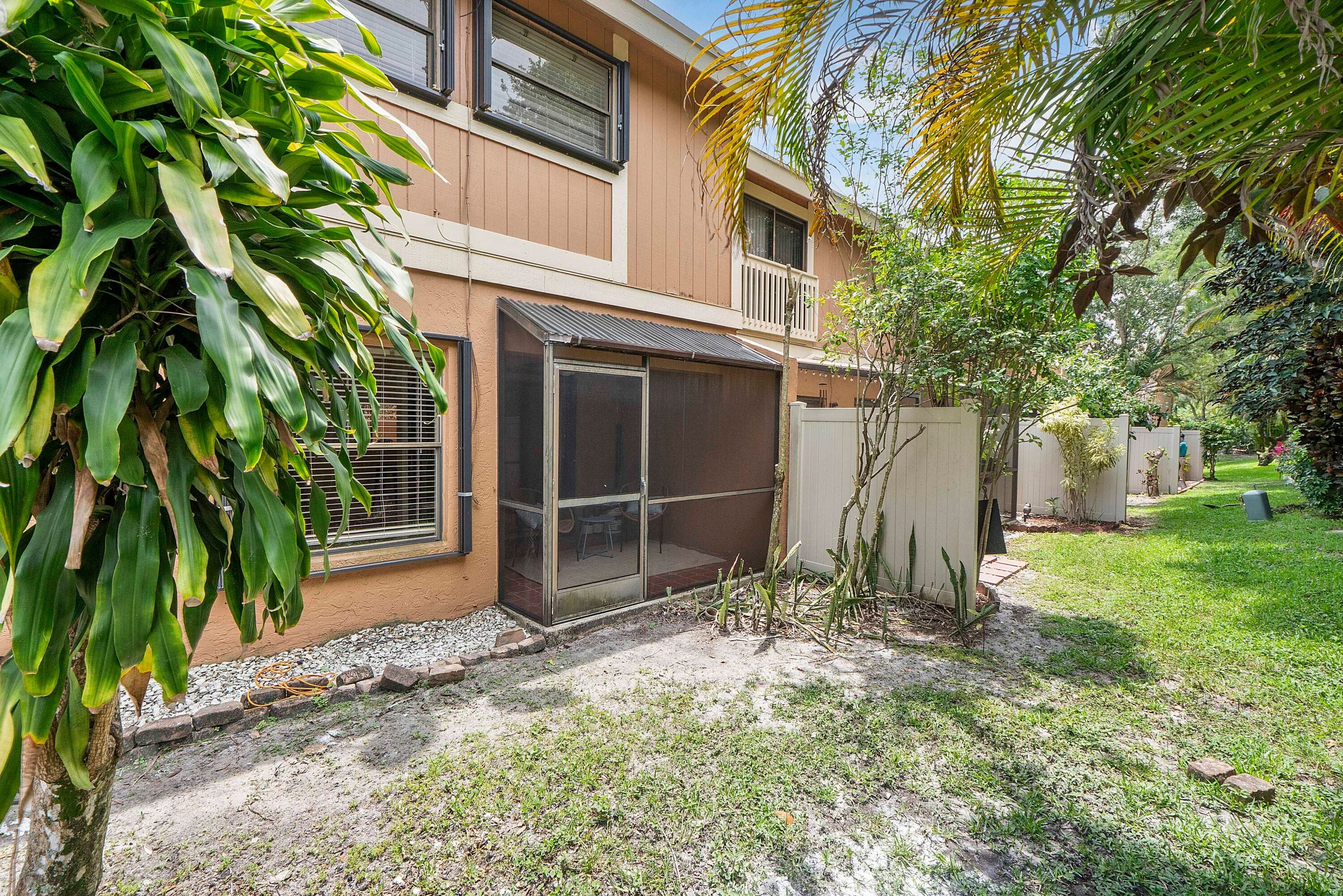 2047 NW 45th Avenue 2047, Coconut Creek, FL 33066 — photo 32 of 33