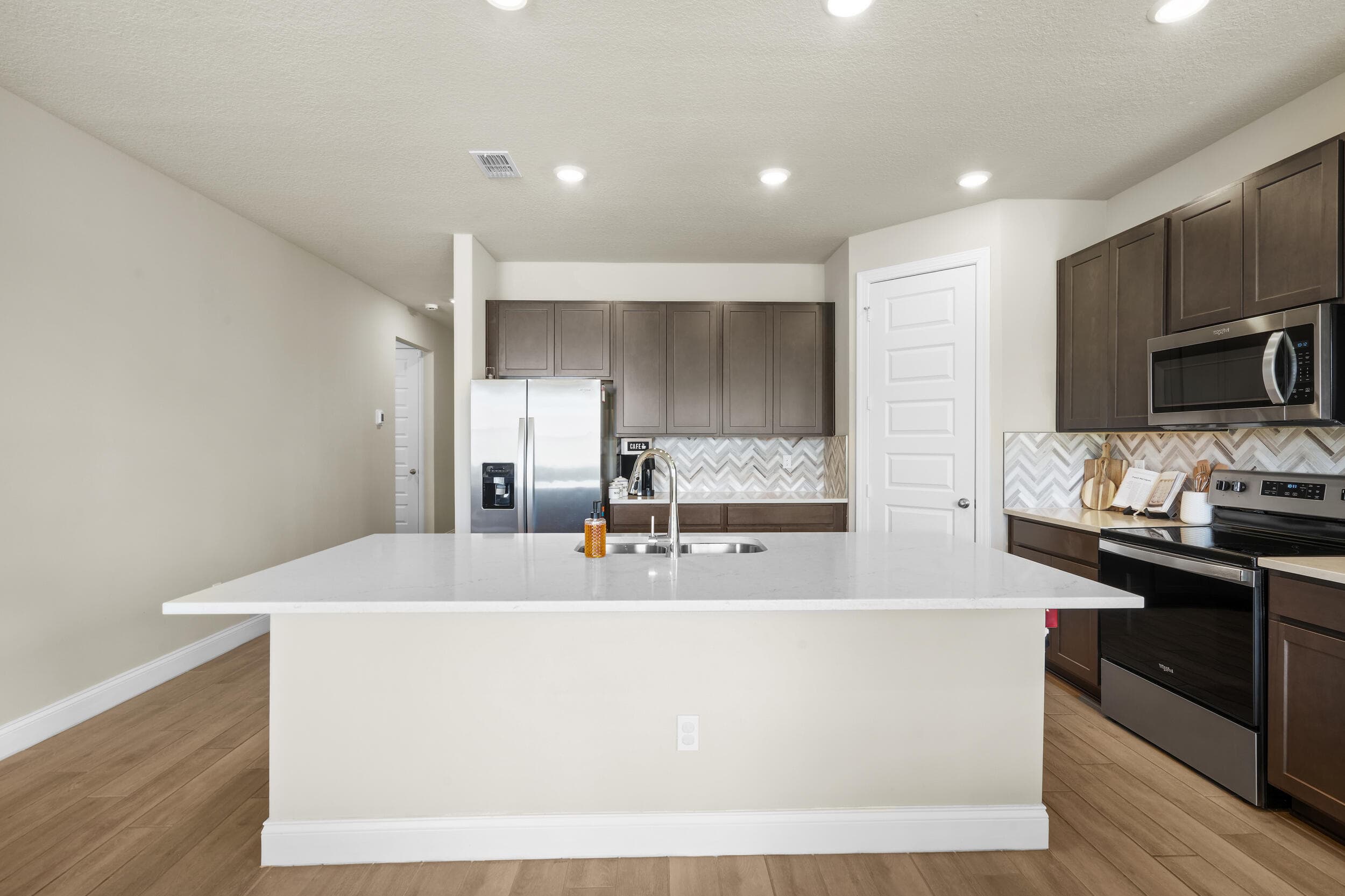 8588 Dahlia Circle, Port St. Lucie, FL 34986 — photo 21 of 86