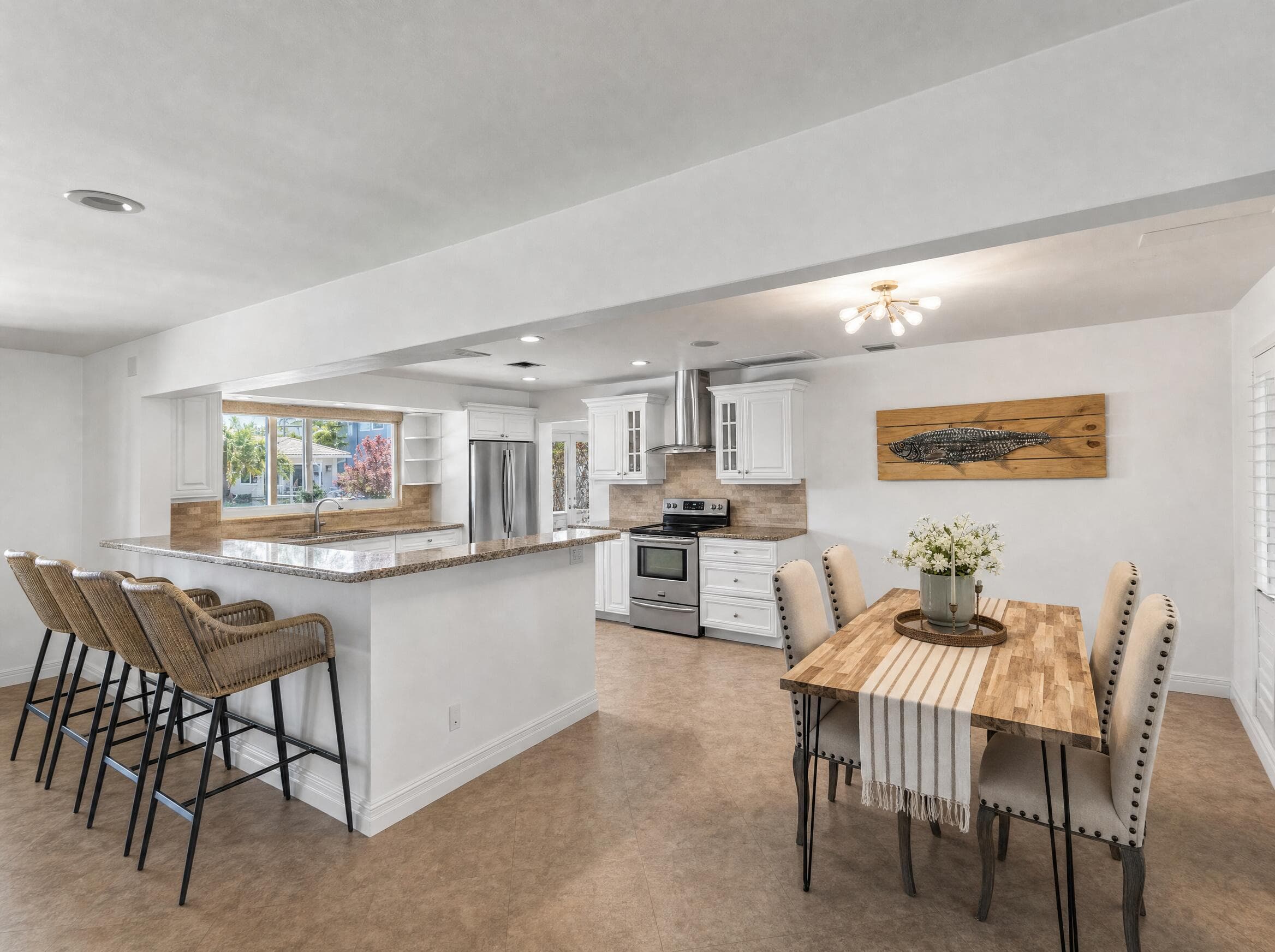 330 SE 10th Street, Pompano Beach, FL 33060 — photo 1 of 18