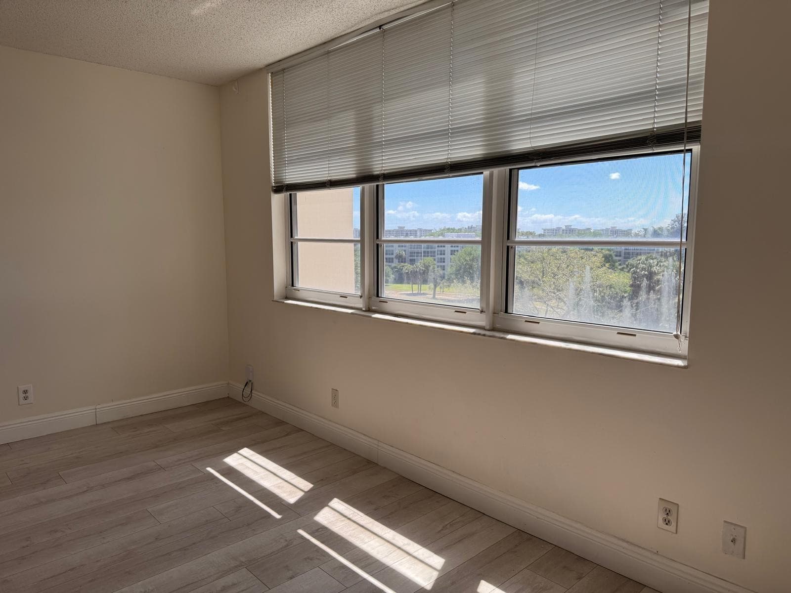 3510 Oaks Way 605, Pompano Beach, FL 33069 — photo 13 of 22